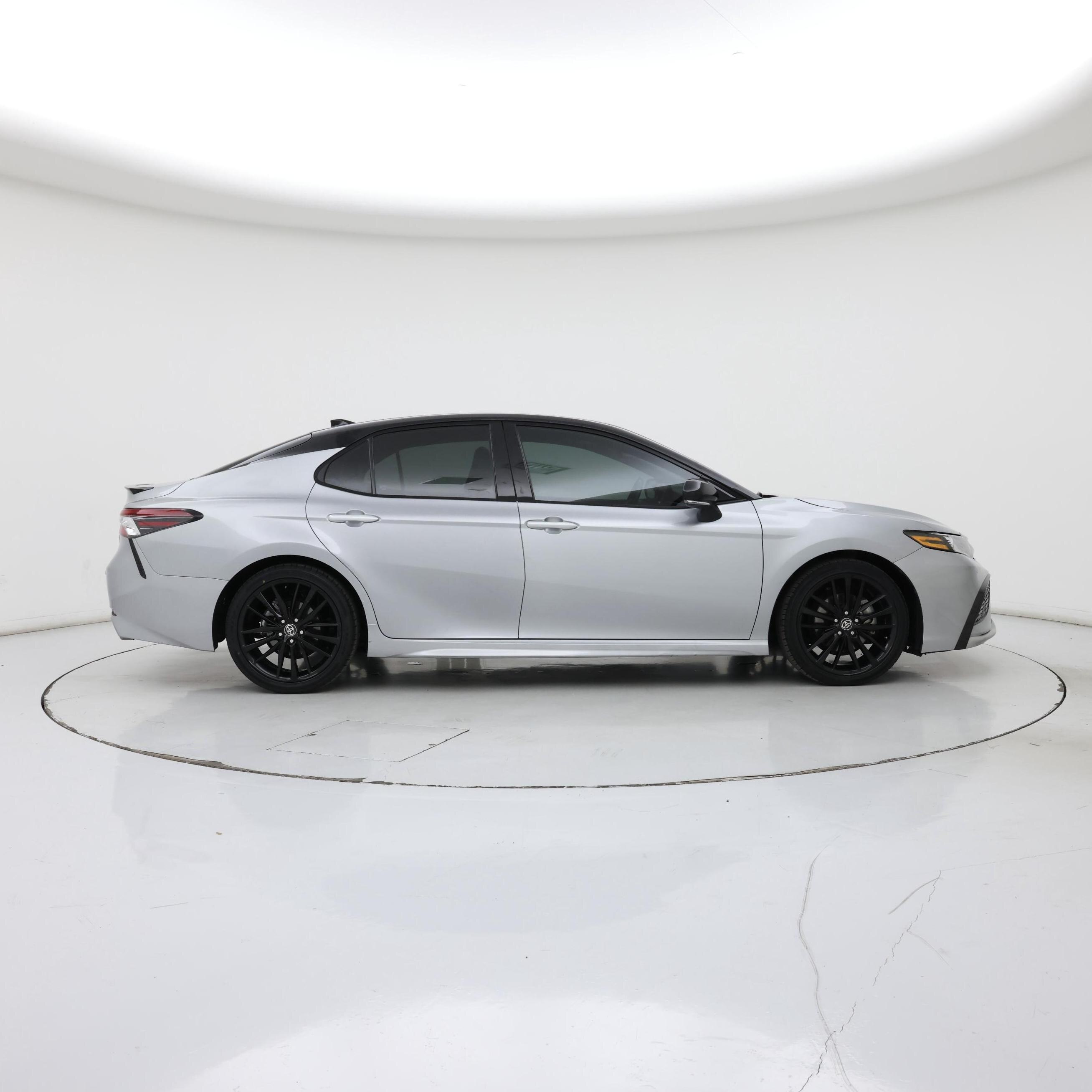 Thumbnail: 2023 Toyota Camry - 7