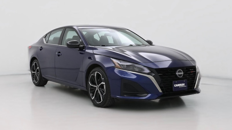2023 Nissan Altima SR Hero Image
