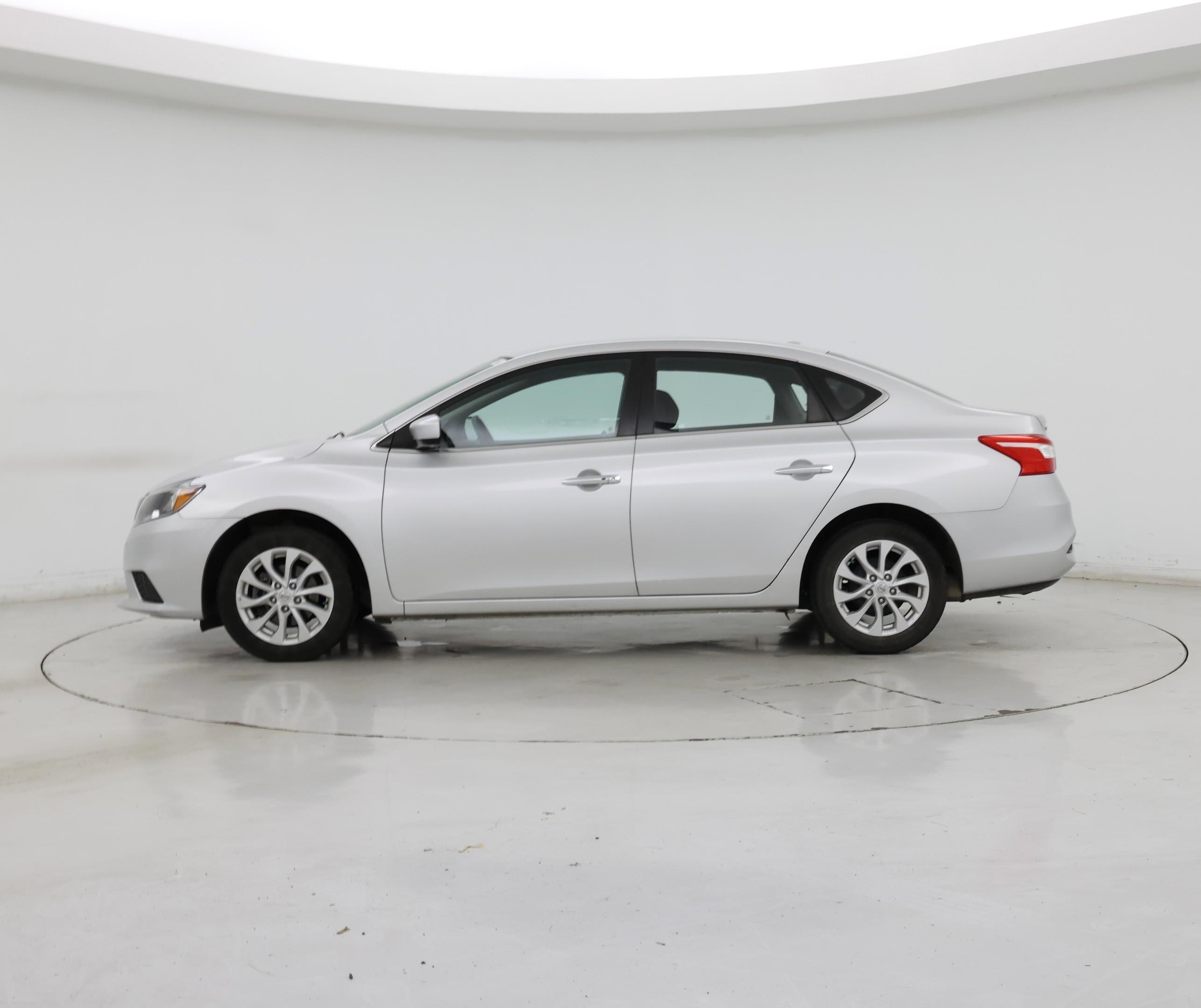 Thumbnail: 2018 Nissan Sentra - 3