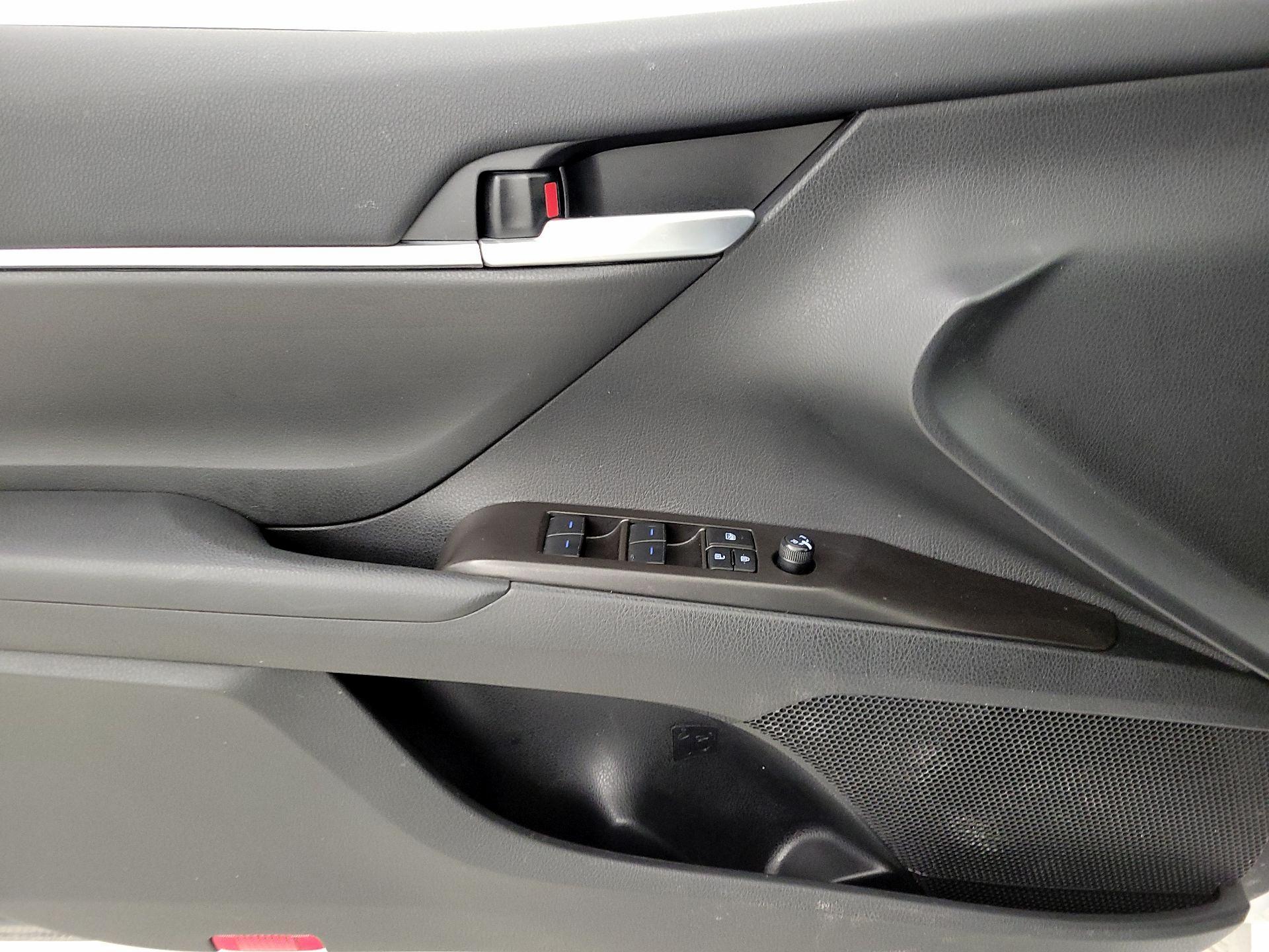 Thumbnail: 2024 Toyota Camry - 12