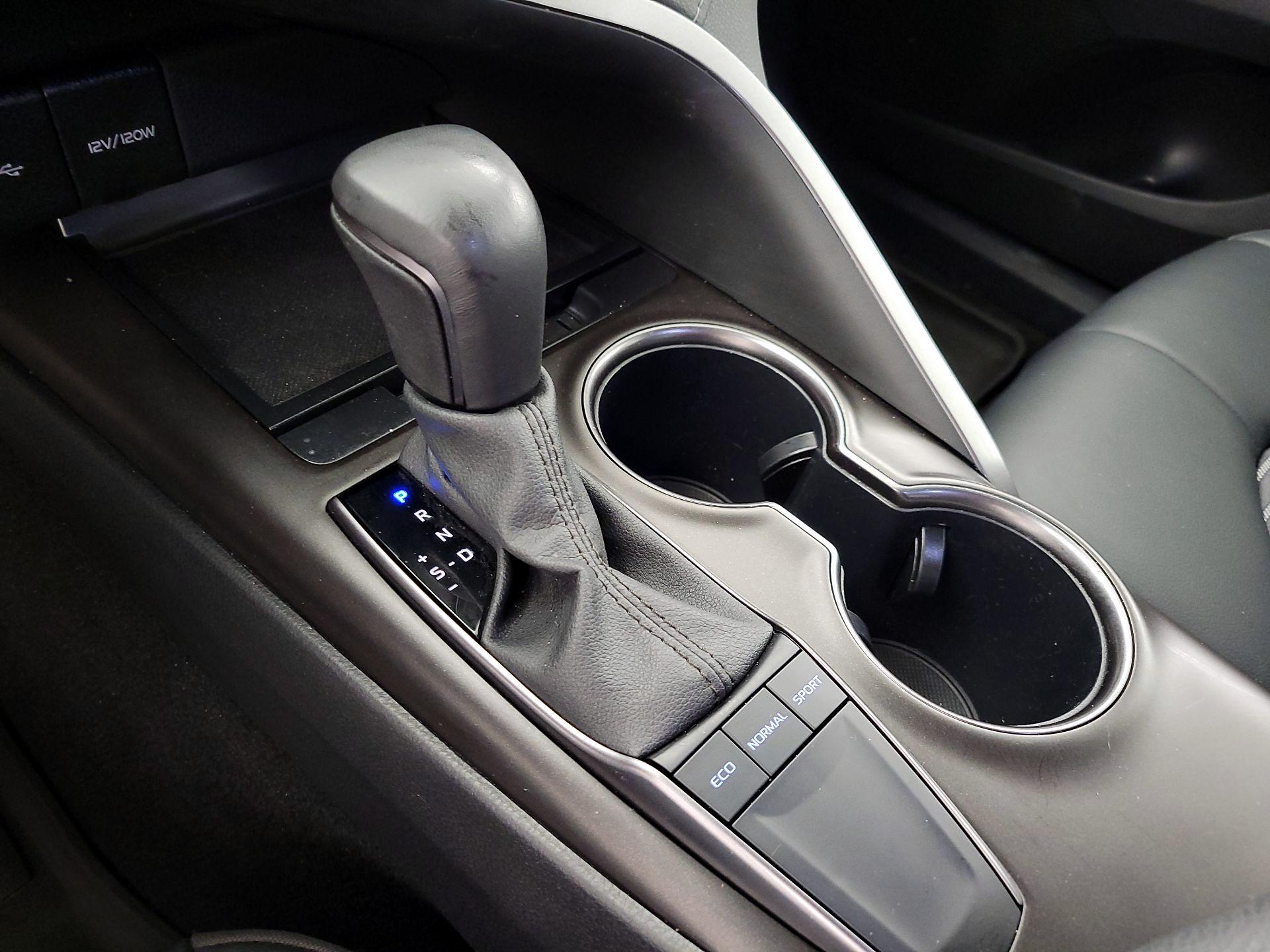 Thumbnail: 2024 Toyota Camry - 17