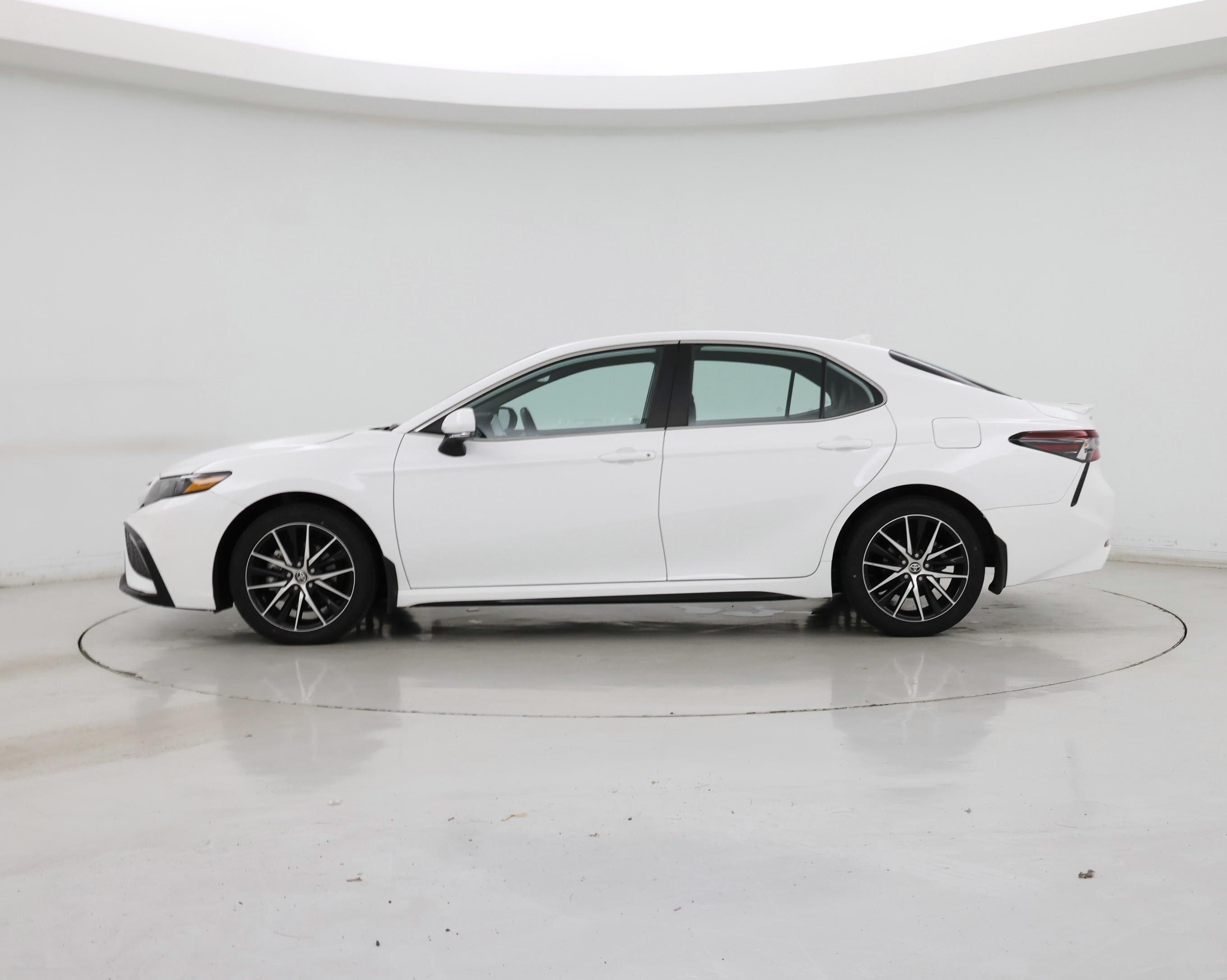 Thumbnail: 2024 Toyota Camry - 3