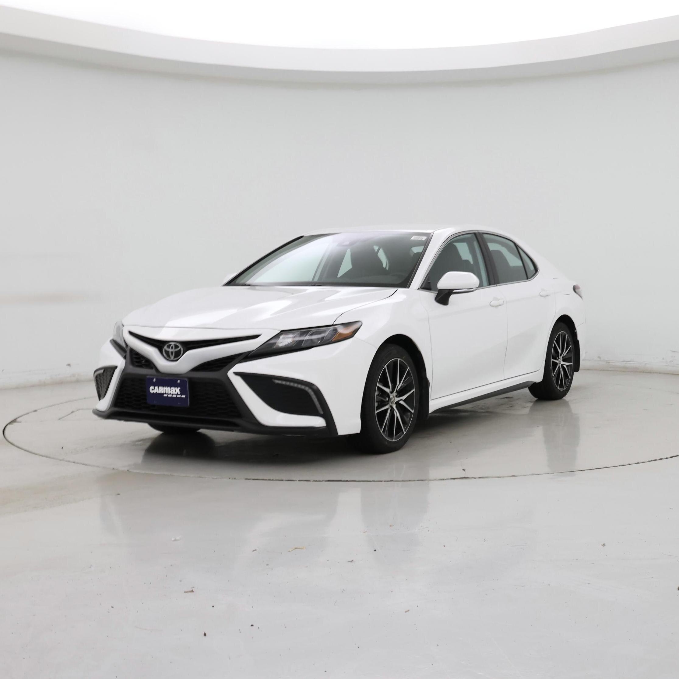 Thumbnail: 2024 Toyota Camry - 4