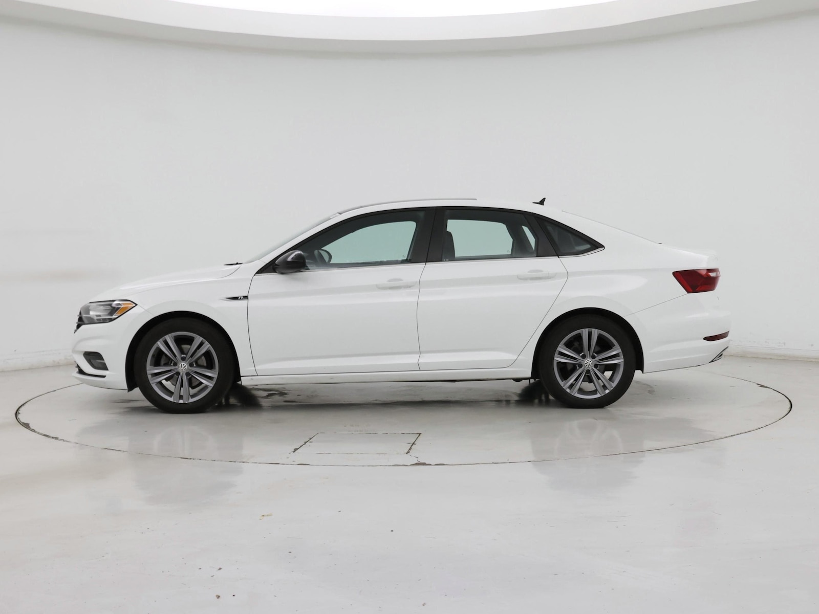 Image 4 of 2020 Volkswagen Jetta R-Line