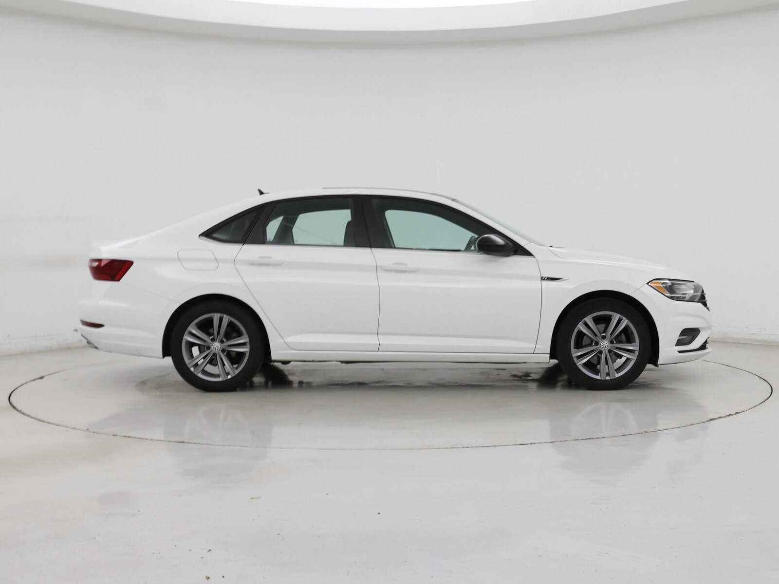 Image 8 of 2020 Volkswagen Jetta R-Line