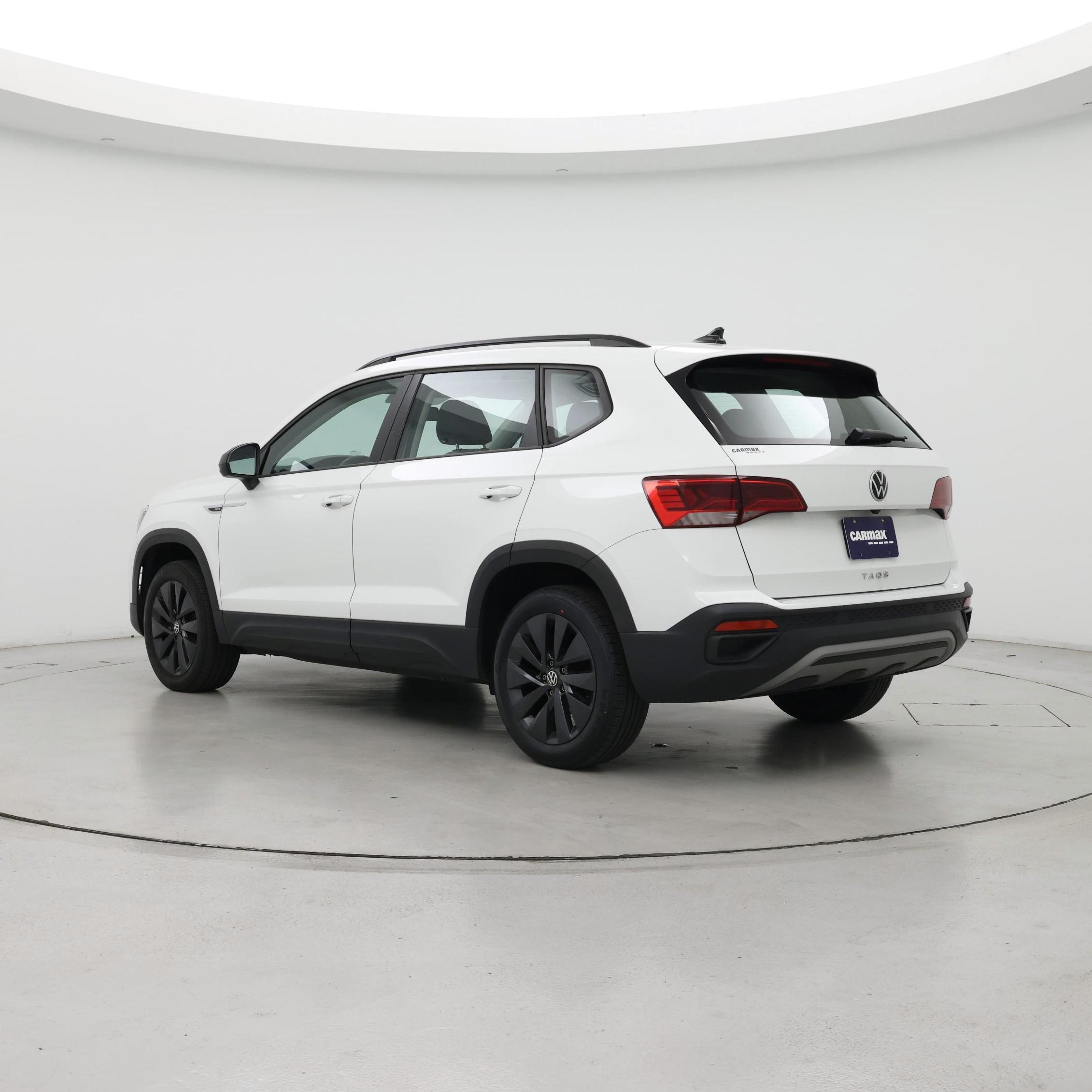 Thumbnail: 2022 Volkswagen Taos - 2