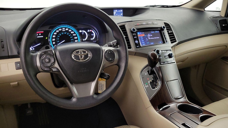 2014 Toyota Venza LE 9