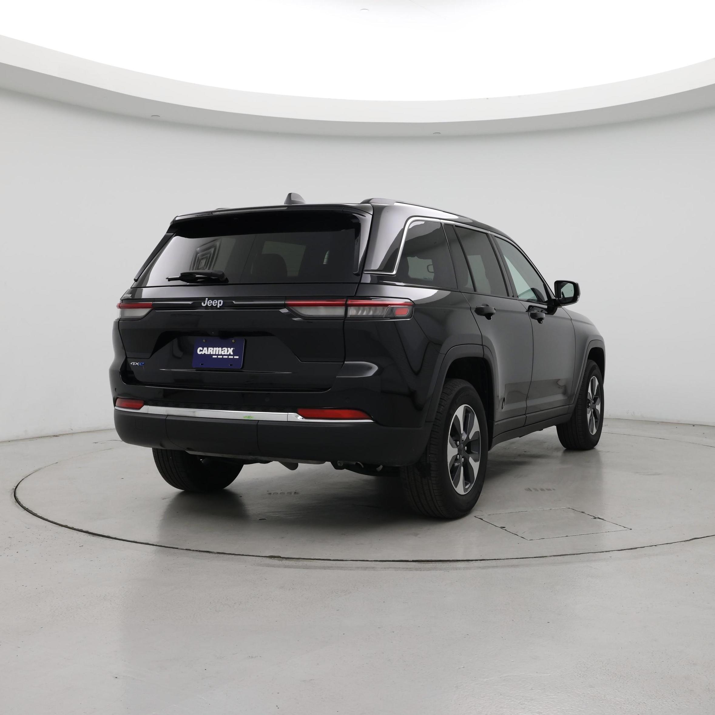 Thumbnail: 2022 Jeep Grand Cherokee - 8