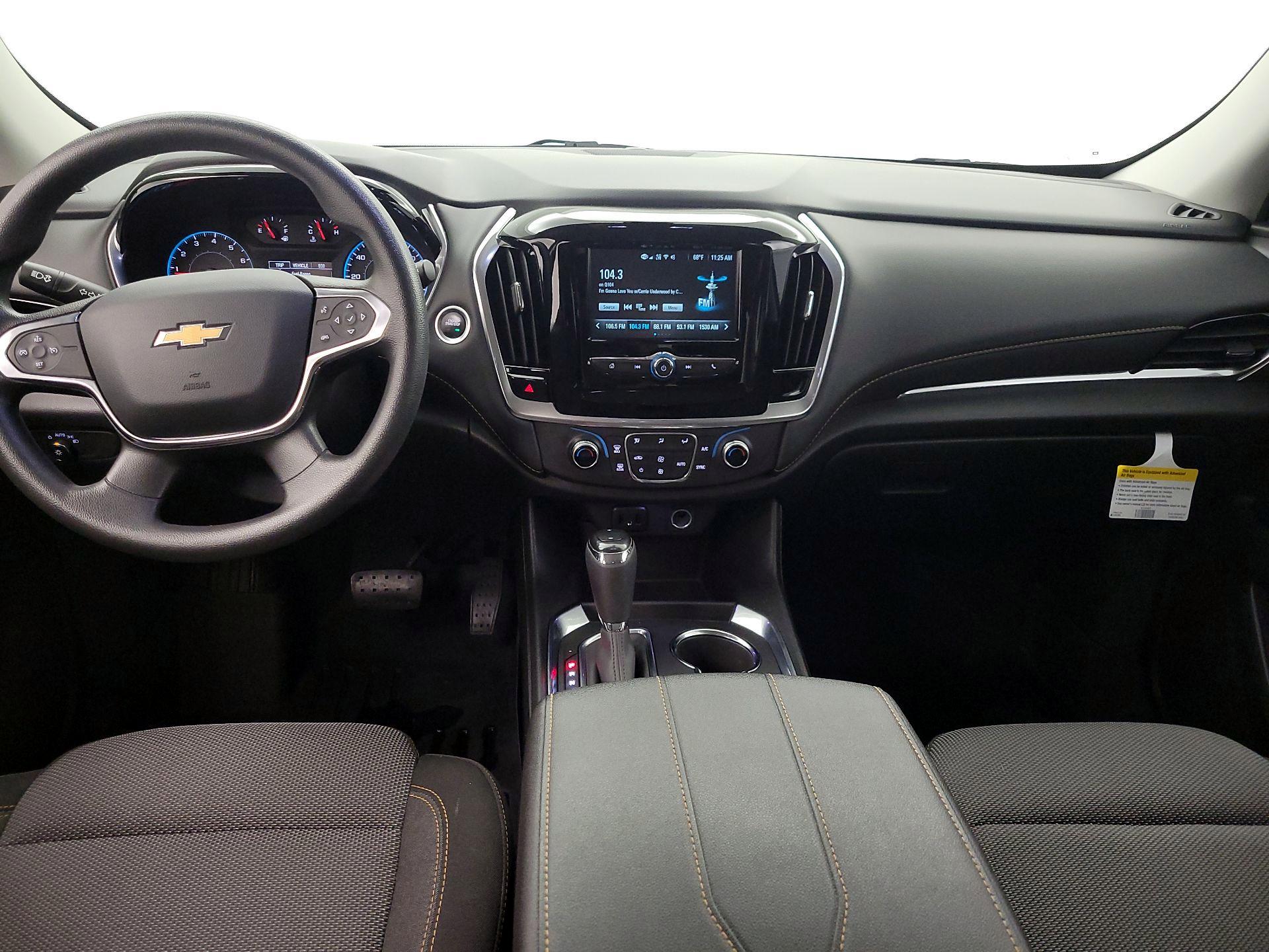 Thumbnail: 2019 Chevrolet Traverse - 9