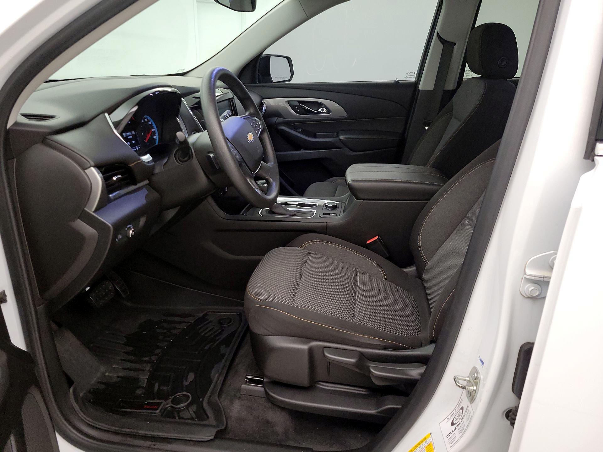 Thumbnail: 2019 Chevrolet Traverse - 11