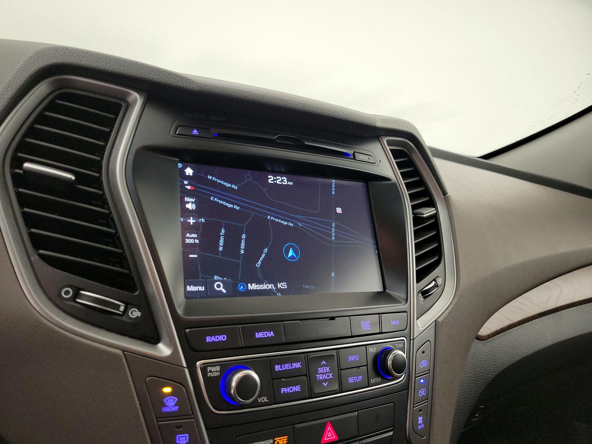 Thumbnail: 2017 Hyundai Santa Fe - 14