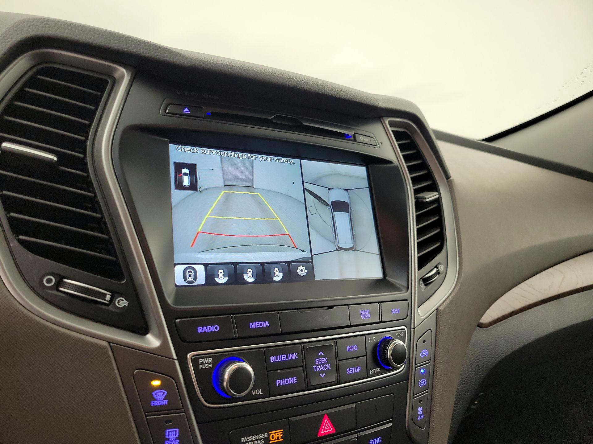 Thumbnail: 2017 Hyundai Santa Fe - 15