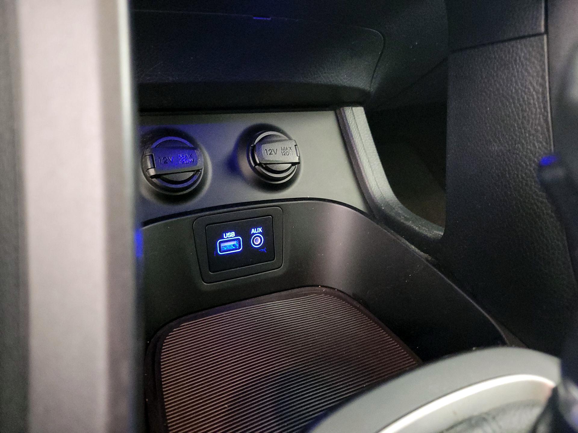 Thumbnail: 2017 Hyundai Santa Fe - 19