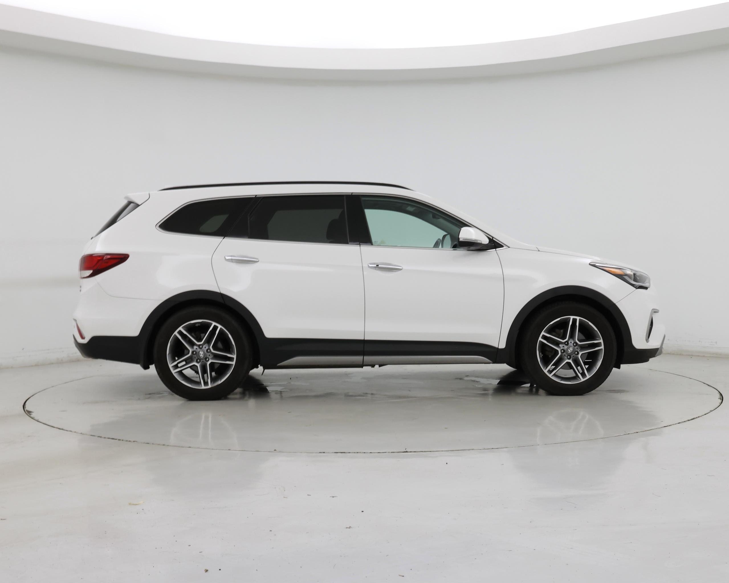 Thumbnail: 2017 Hyundai Santa Fe - 7