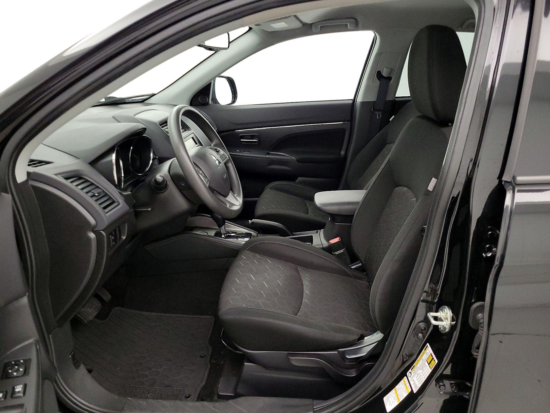 Thumbnail: 2021 Mitsubishi Outlander Sport - 11