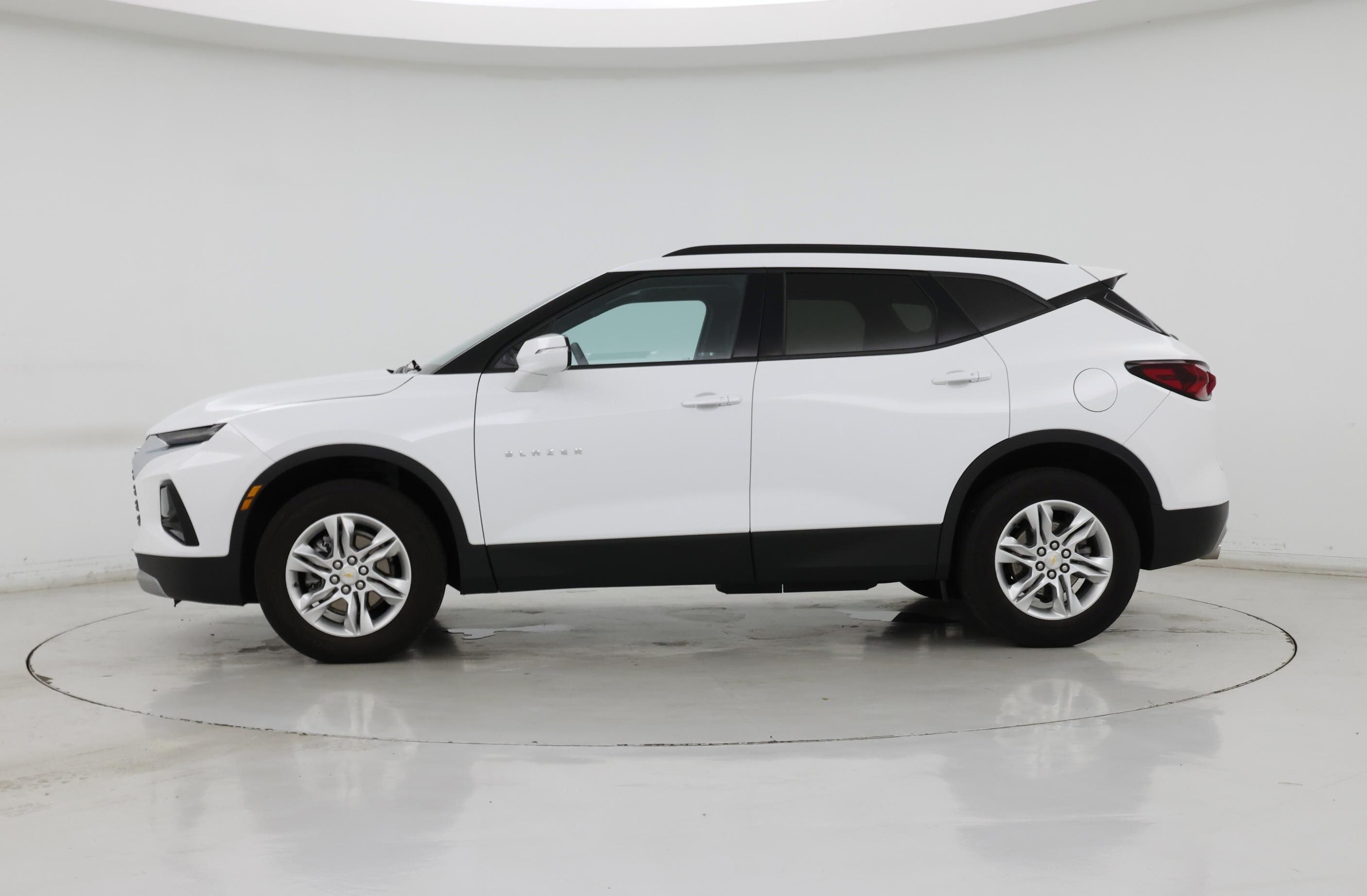 Thumbnail: 2022 Chevrolet Blazer - 3