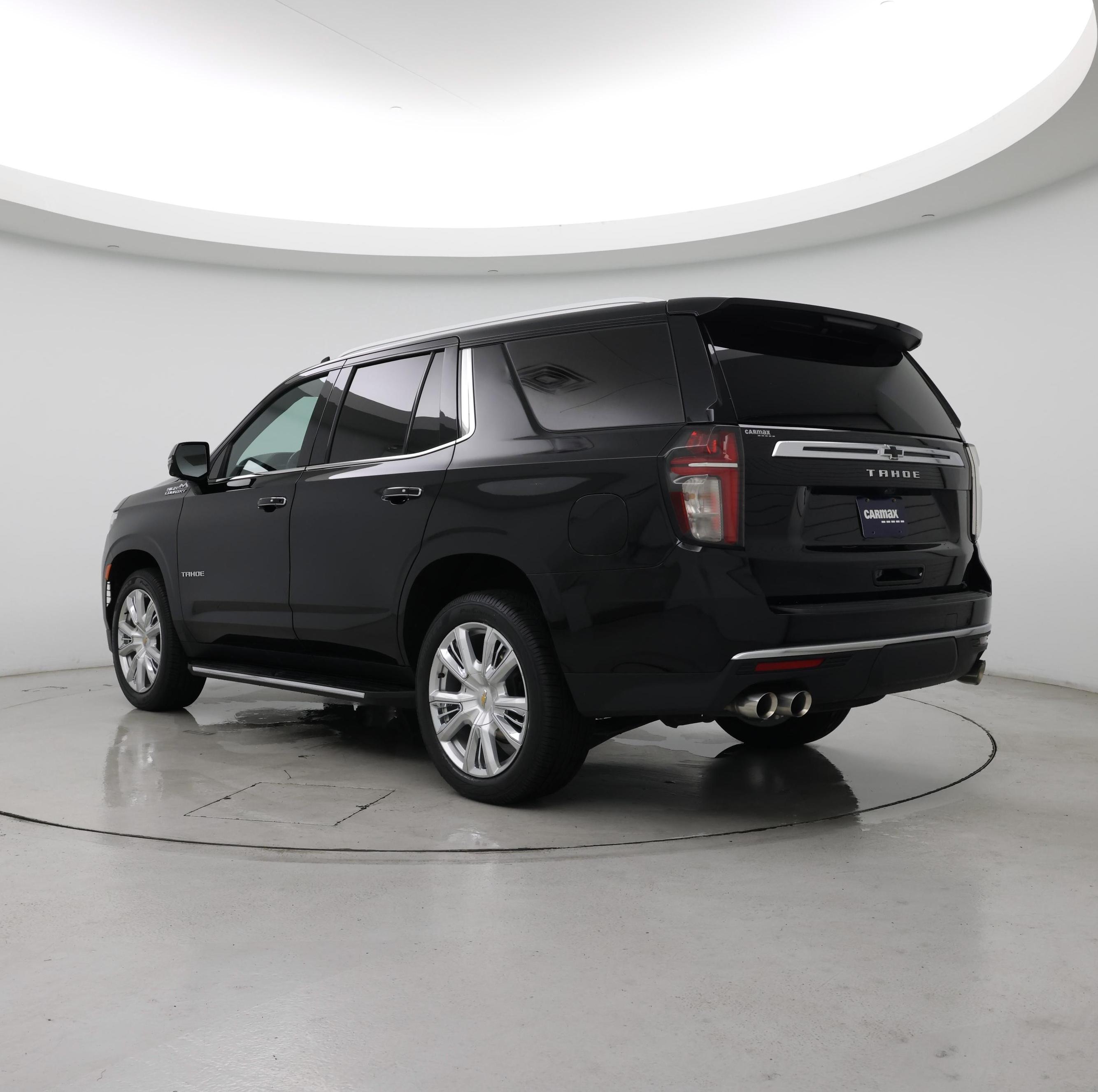 Thumbnail: 2023 Chevrolet Tahoe - 2