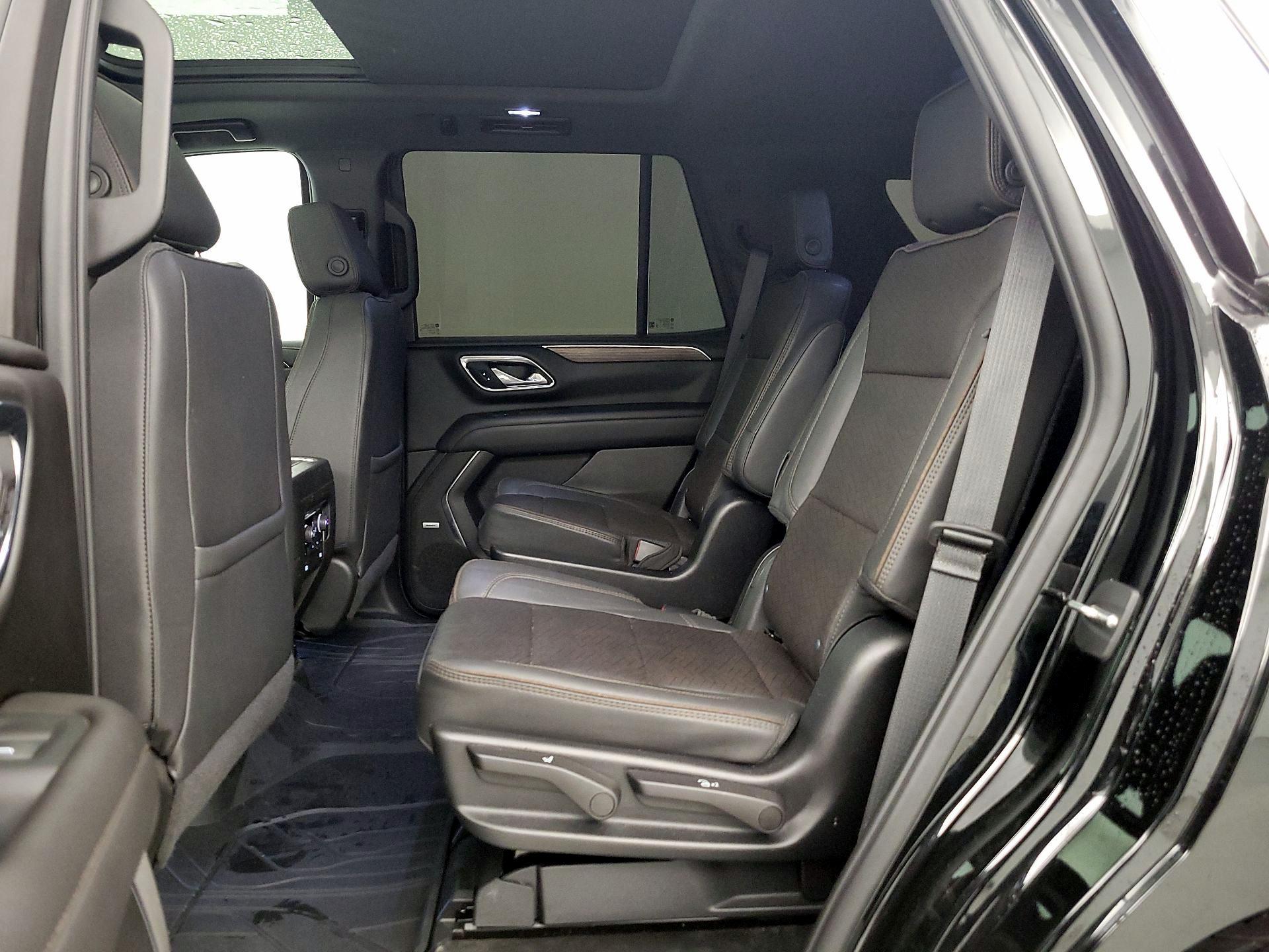 Thumbnail: 2023 Chevrolet Tahoe - 20