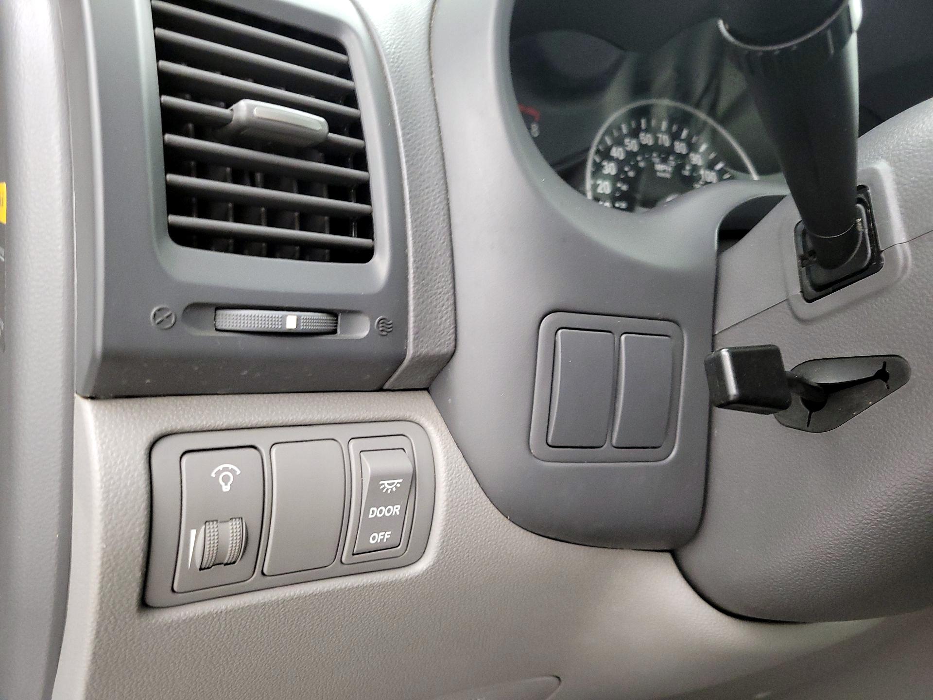 Thumbnail: 2014 Kia Sedona - 13