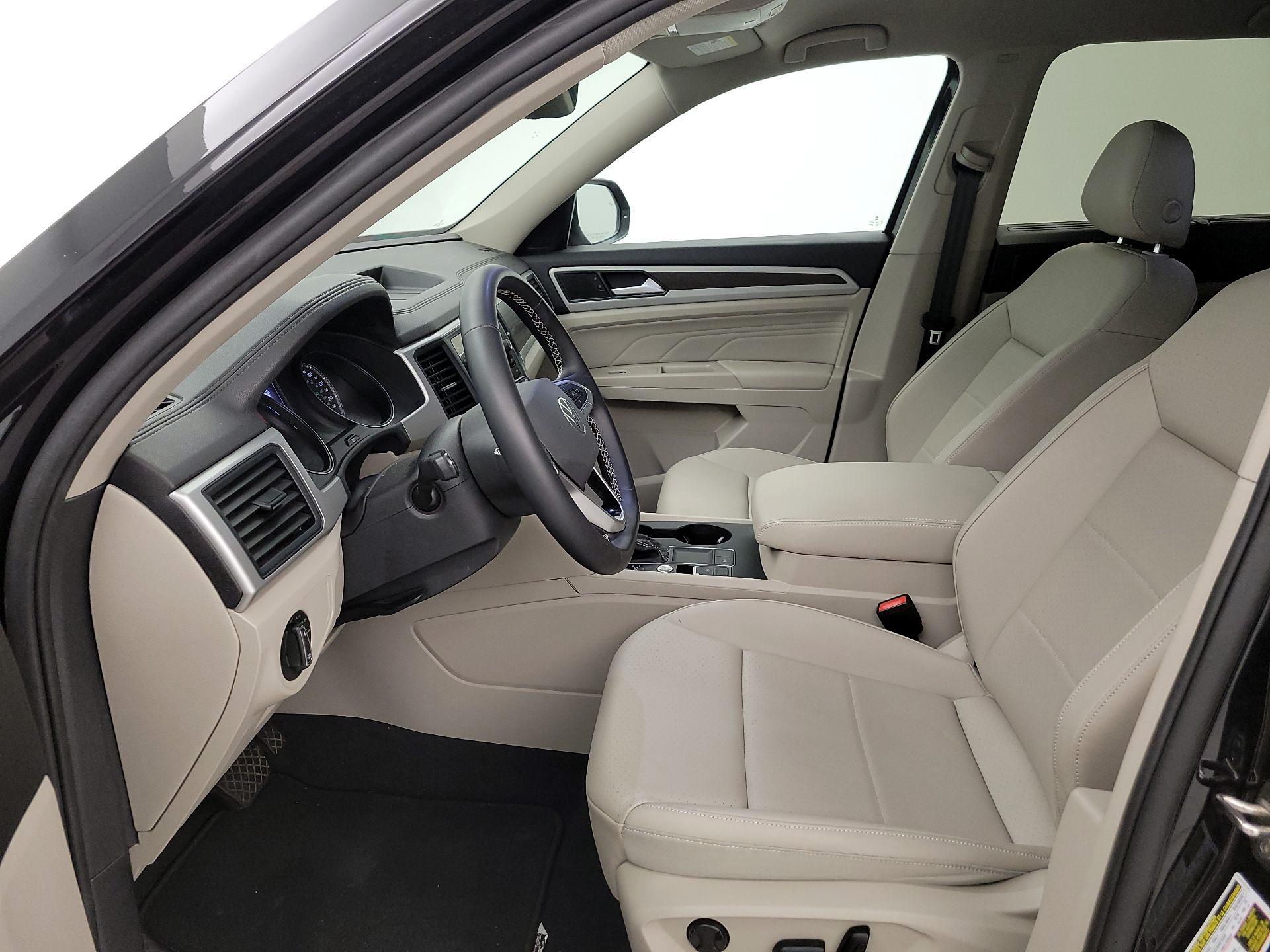 Thumbnail: 2021 Volkswagen Atlas - 11