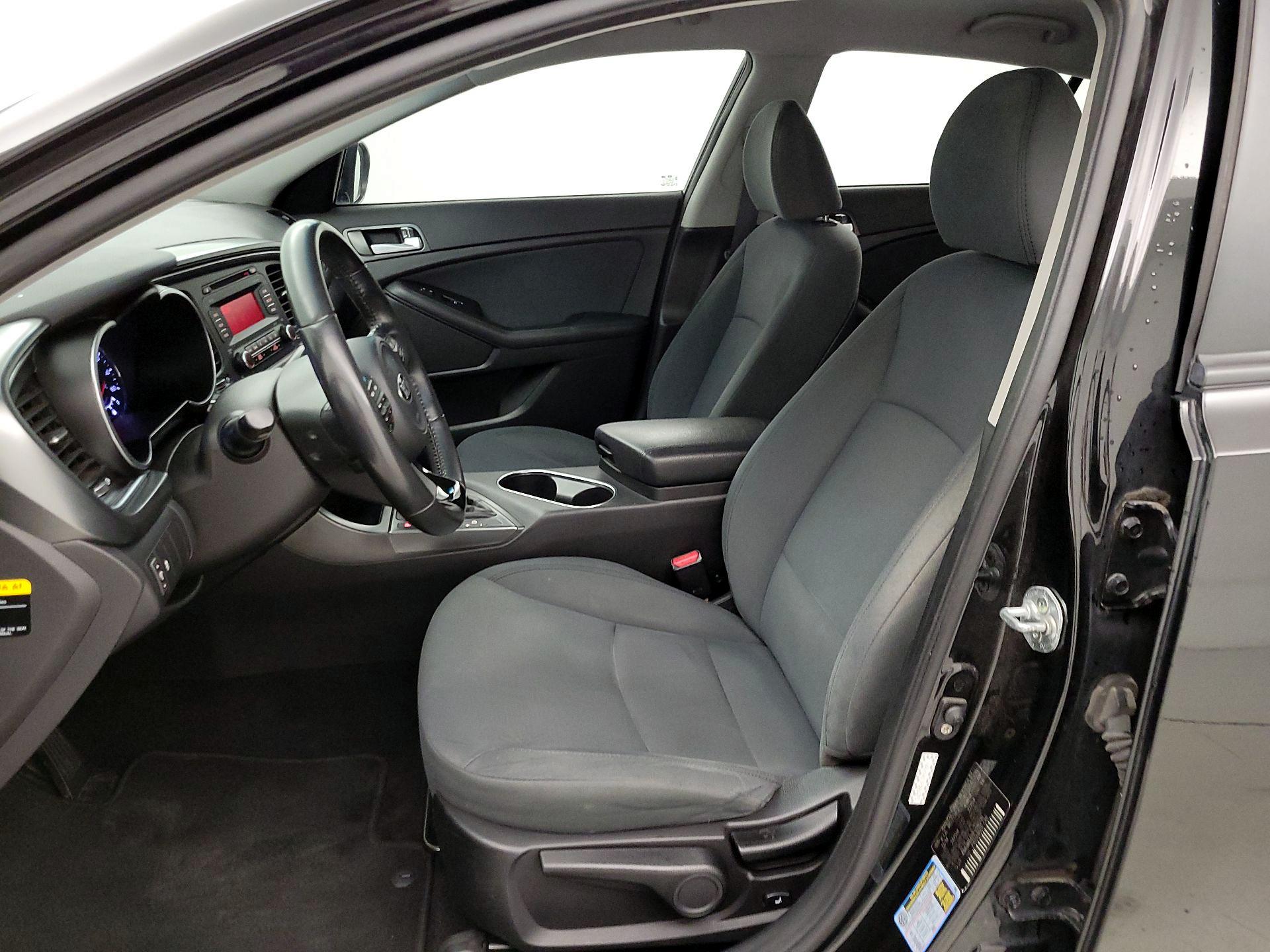 Thumbnail: 2015 Kia Optima - 11