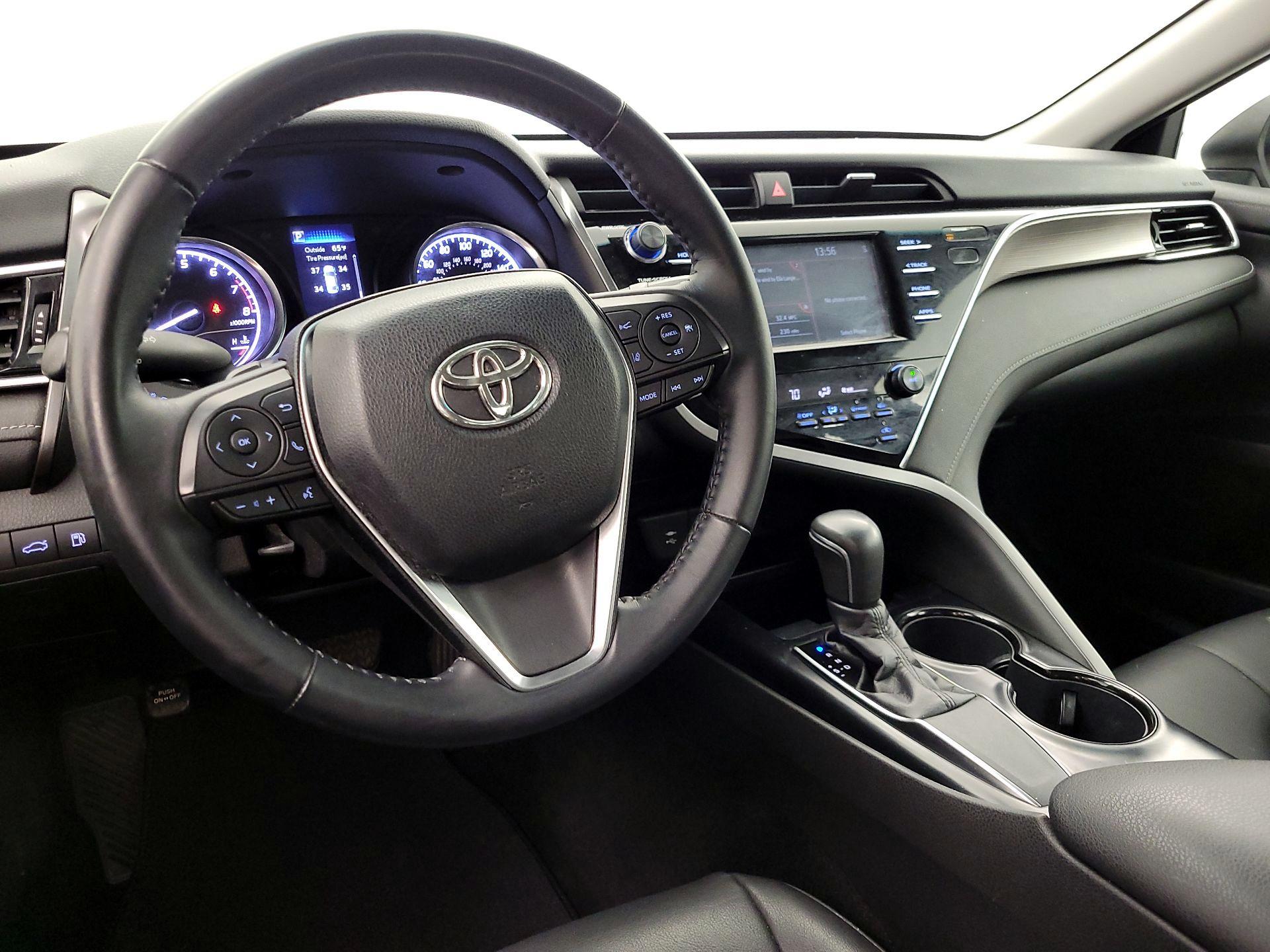 Thumbnail: 2018 Toyota Camry - 9