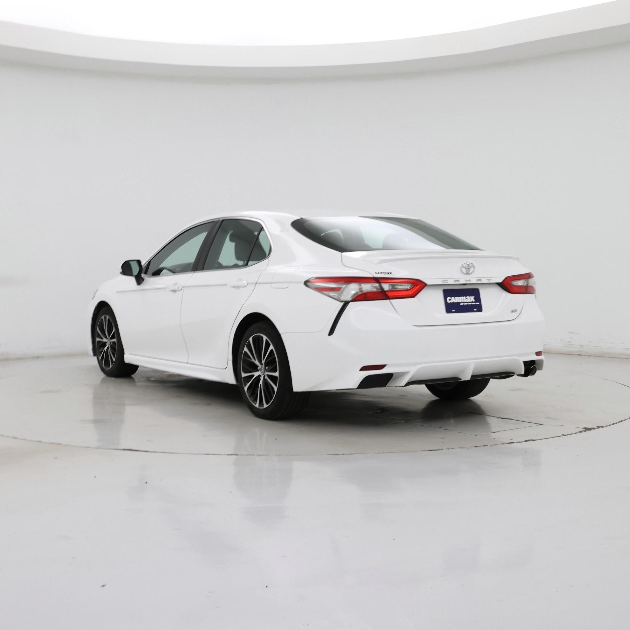 Thumbnail: 2018 Toyota Camry - 2
