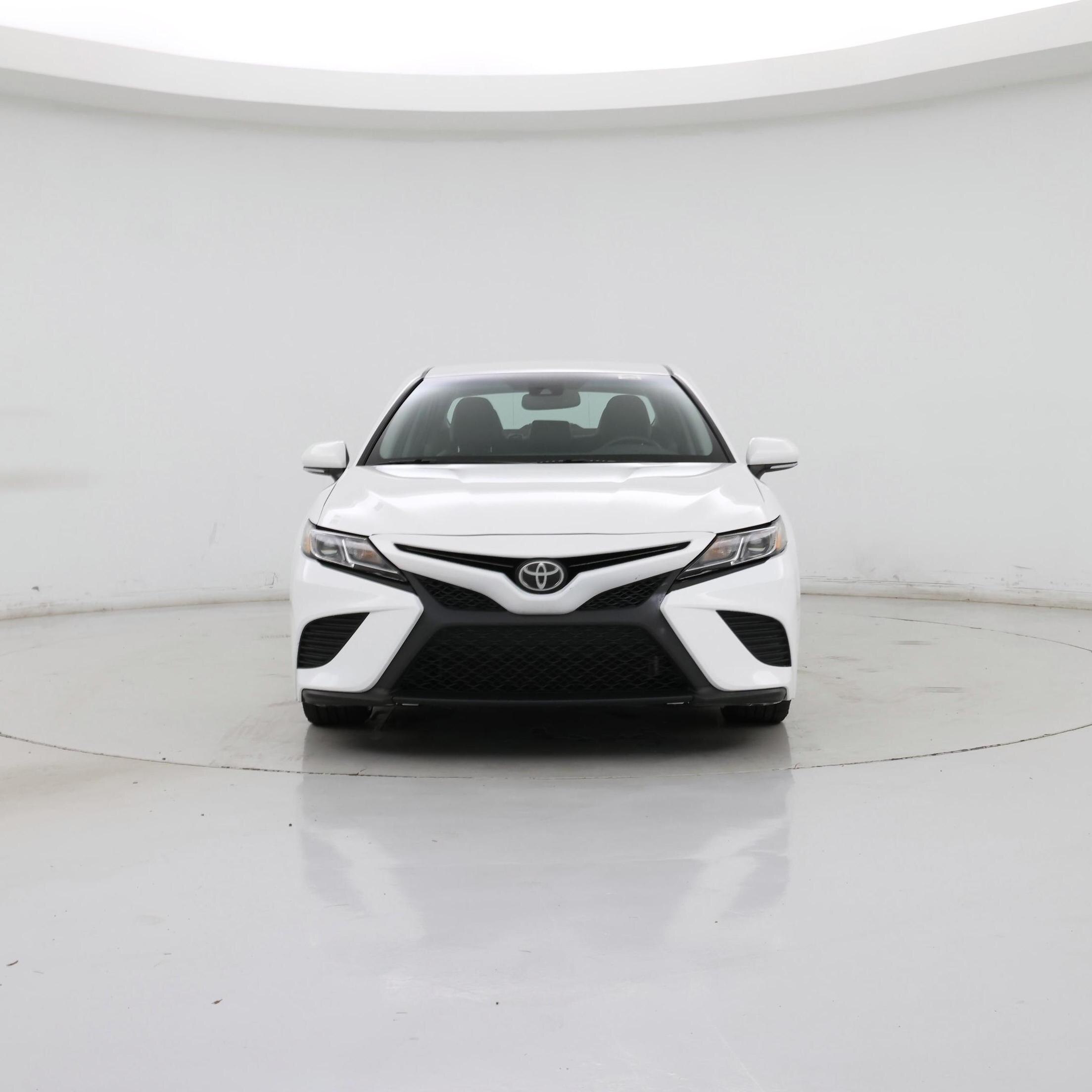 Thumbnail: 2018 Toyota Camry - 5