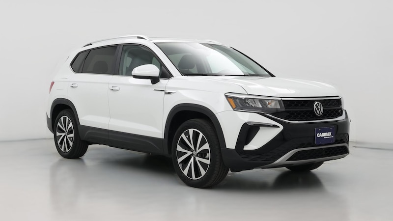 2023 Volkswagen Taos SE Hero Image