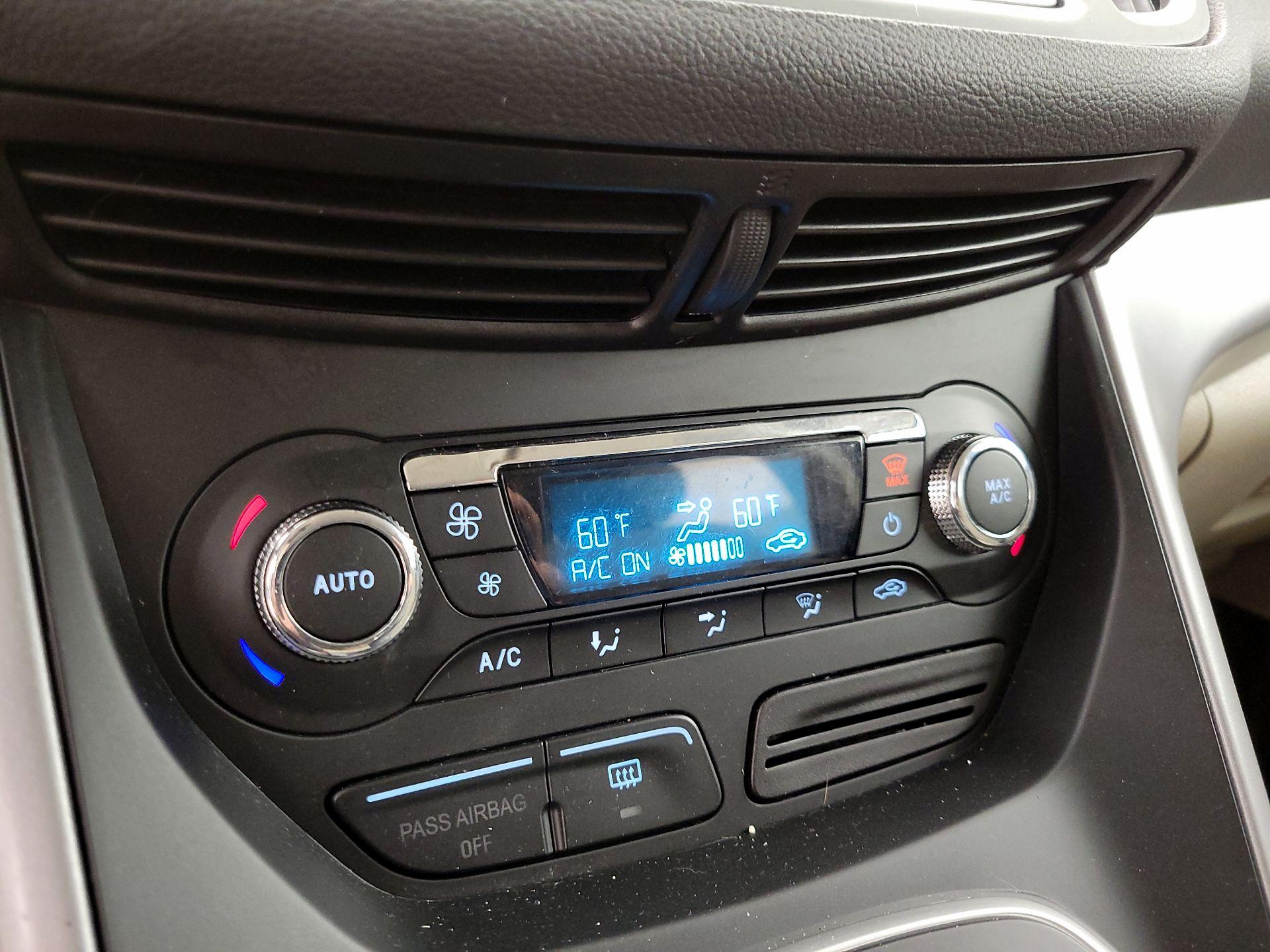 Thumbnail: 2014 Ford Escape - 17