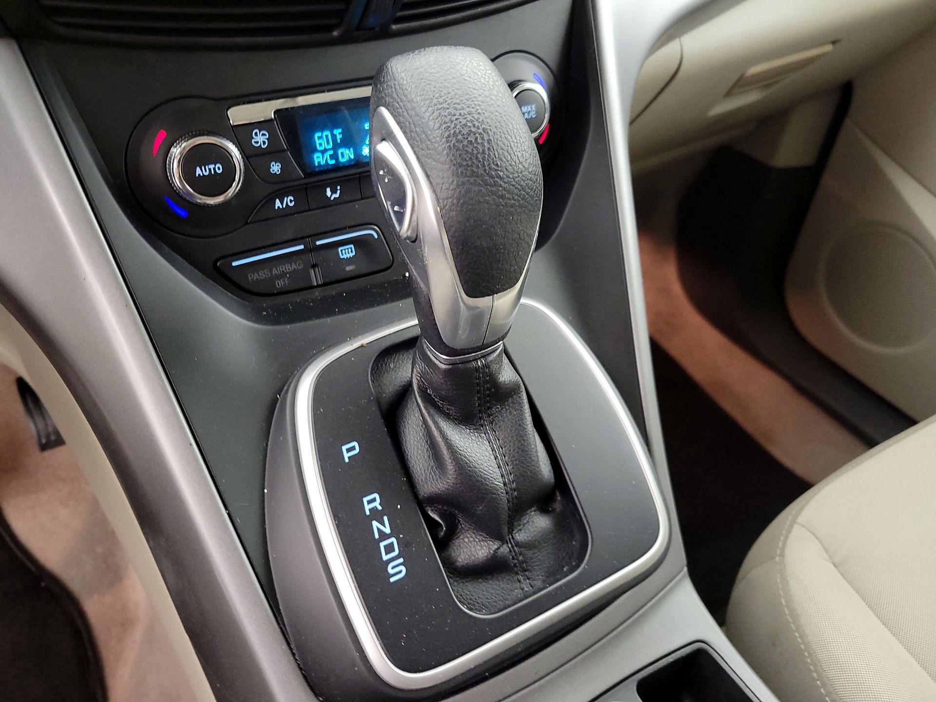 Thumbnail: 2014 Ford Escape - 18