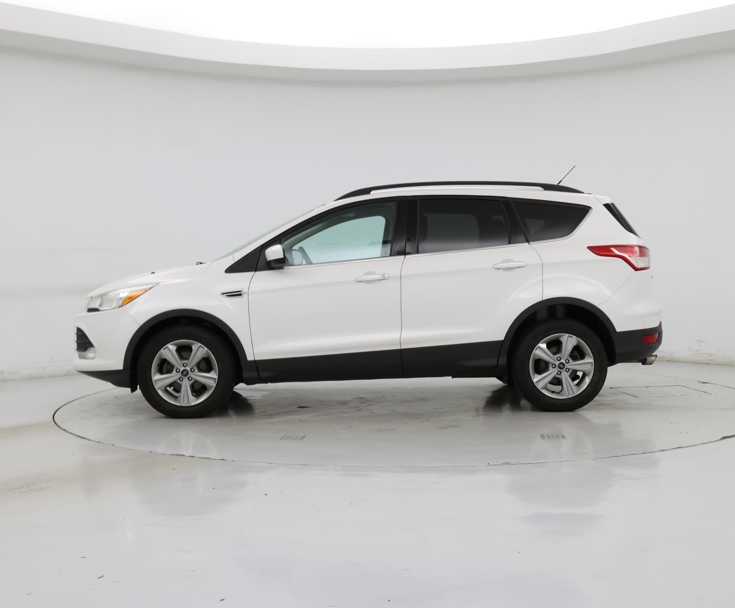 Thumbnail: 2014 Ford Escape - 3