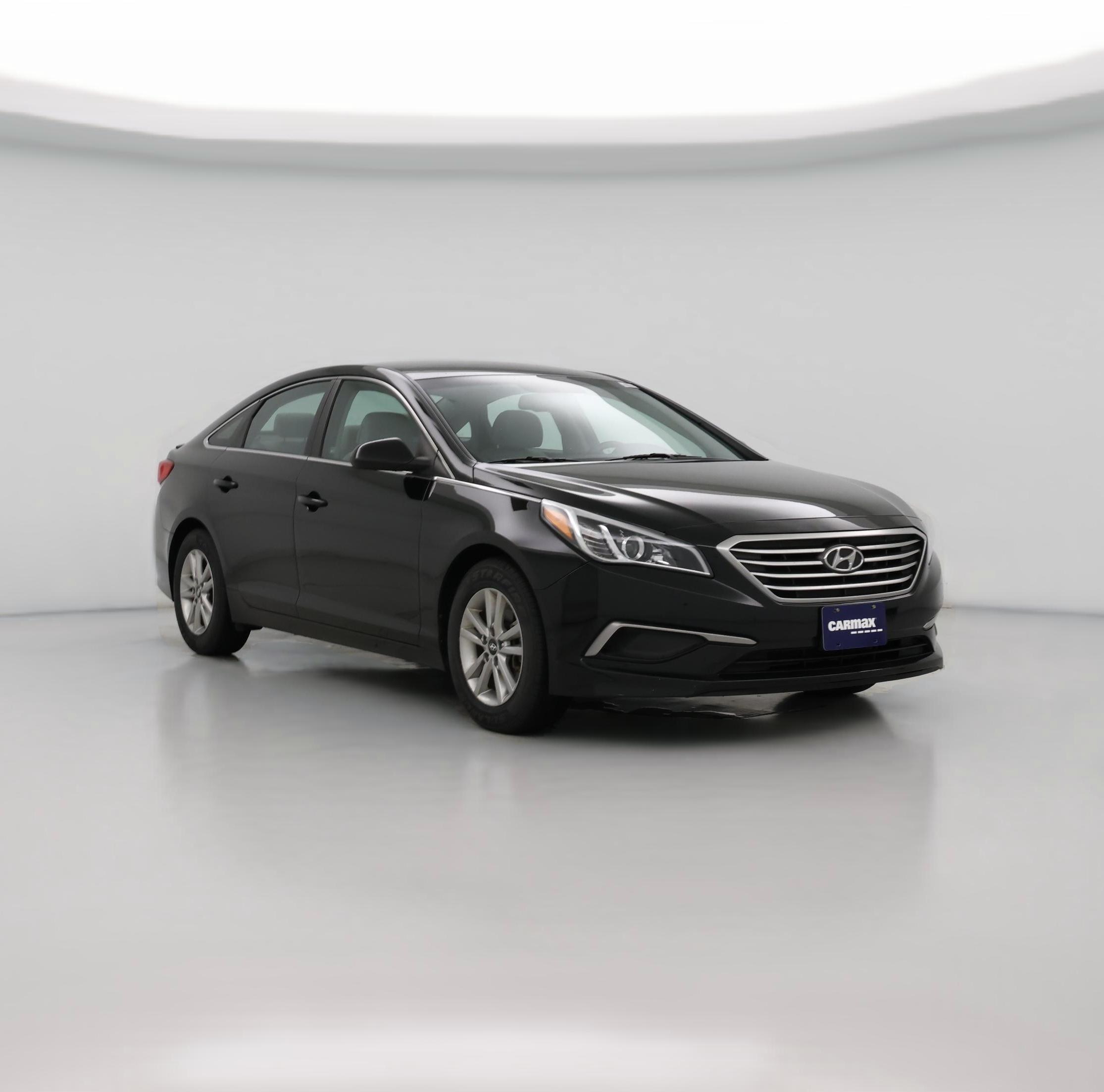 Thumbnail: 2016 Hyundai Sonata - 1