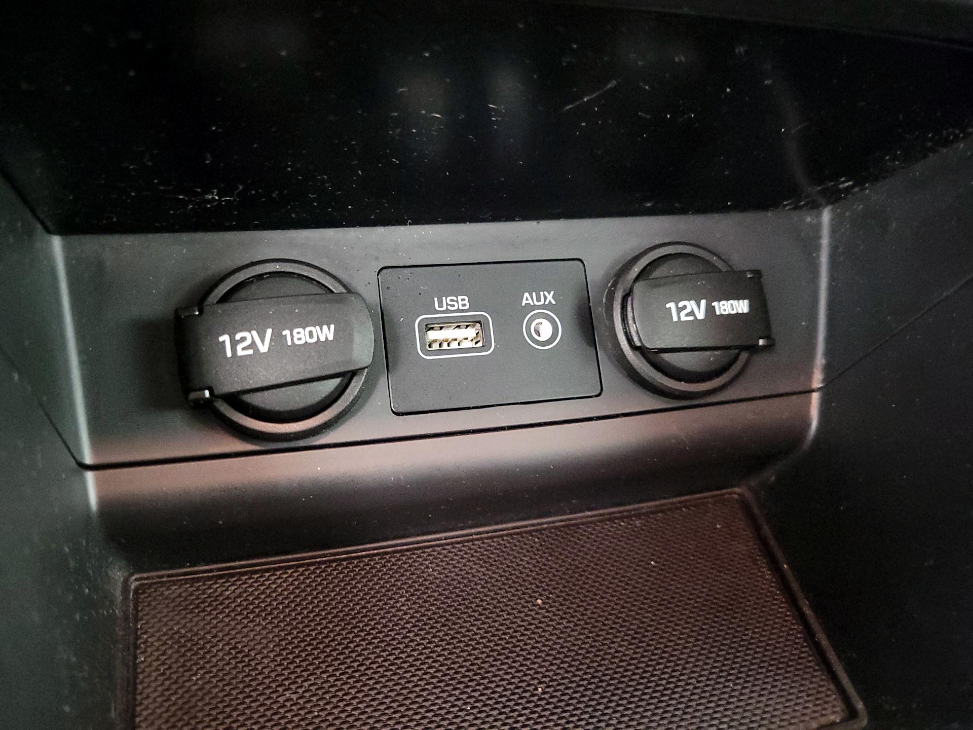 Thumbnail: 2016 Hyundai Sonata - 18