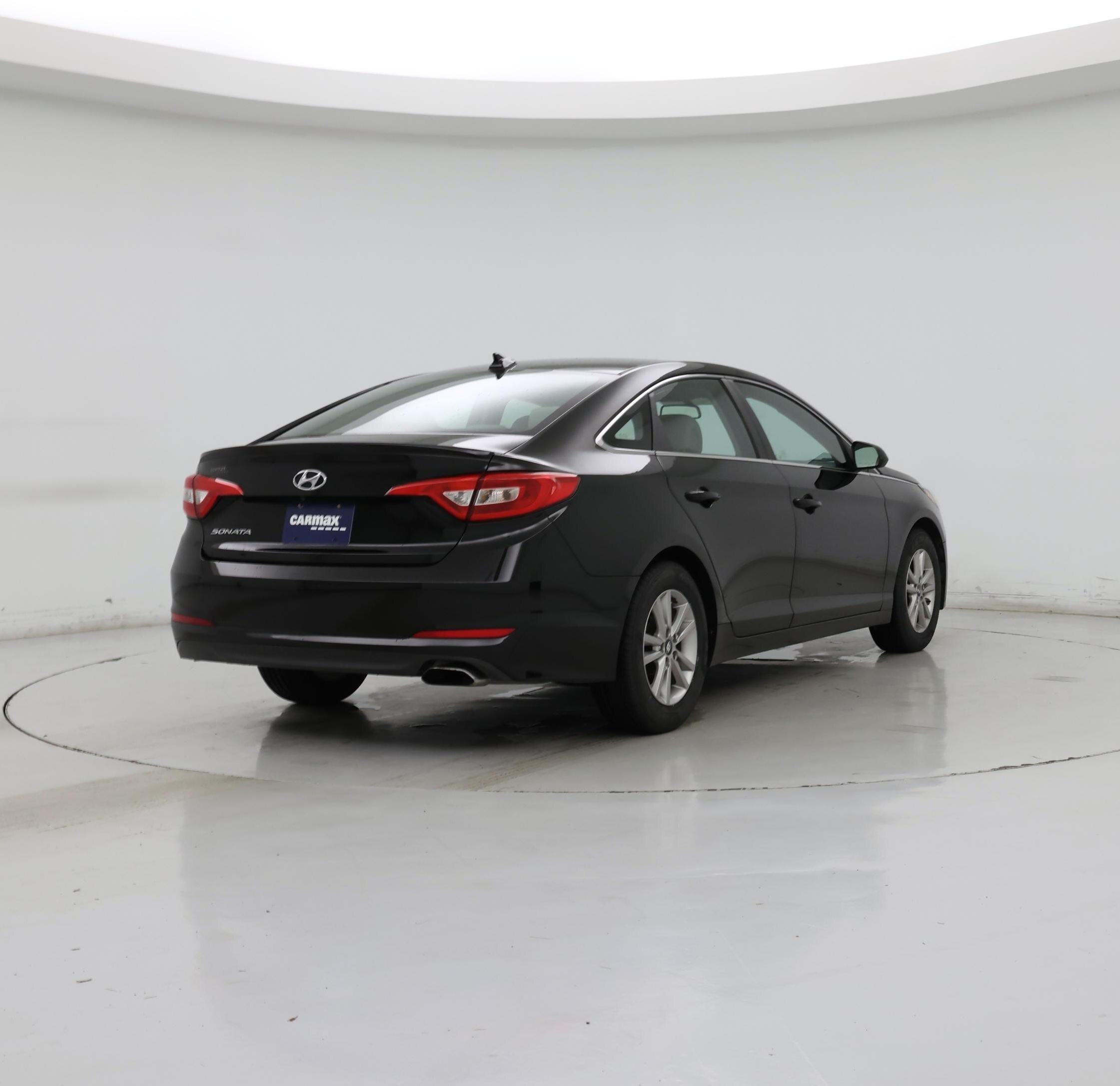 Thumbnail: 2016 Hyundai Sonata - 8