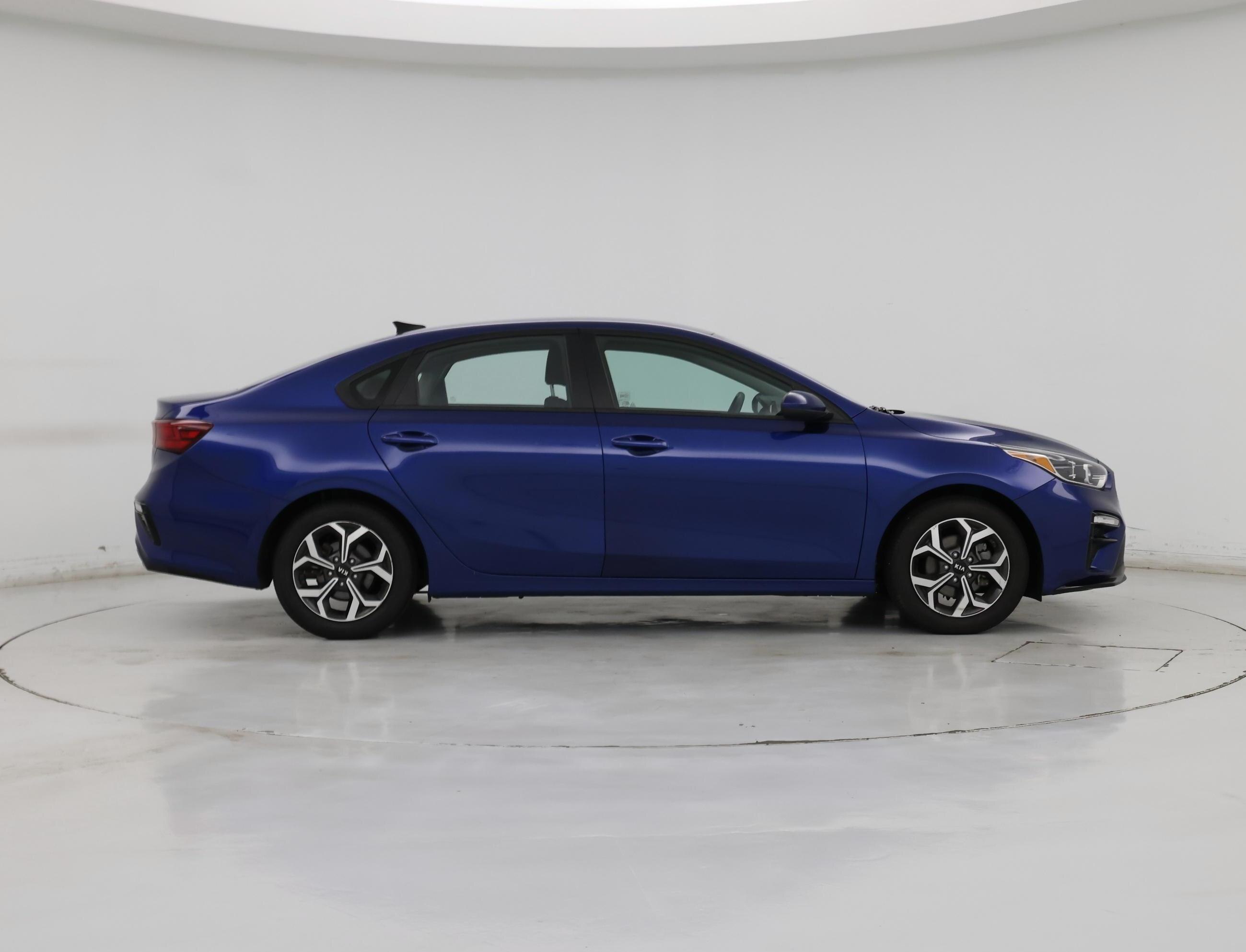 Thumbnail: 2020 Kia Forte - 7