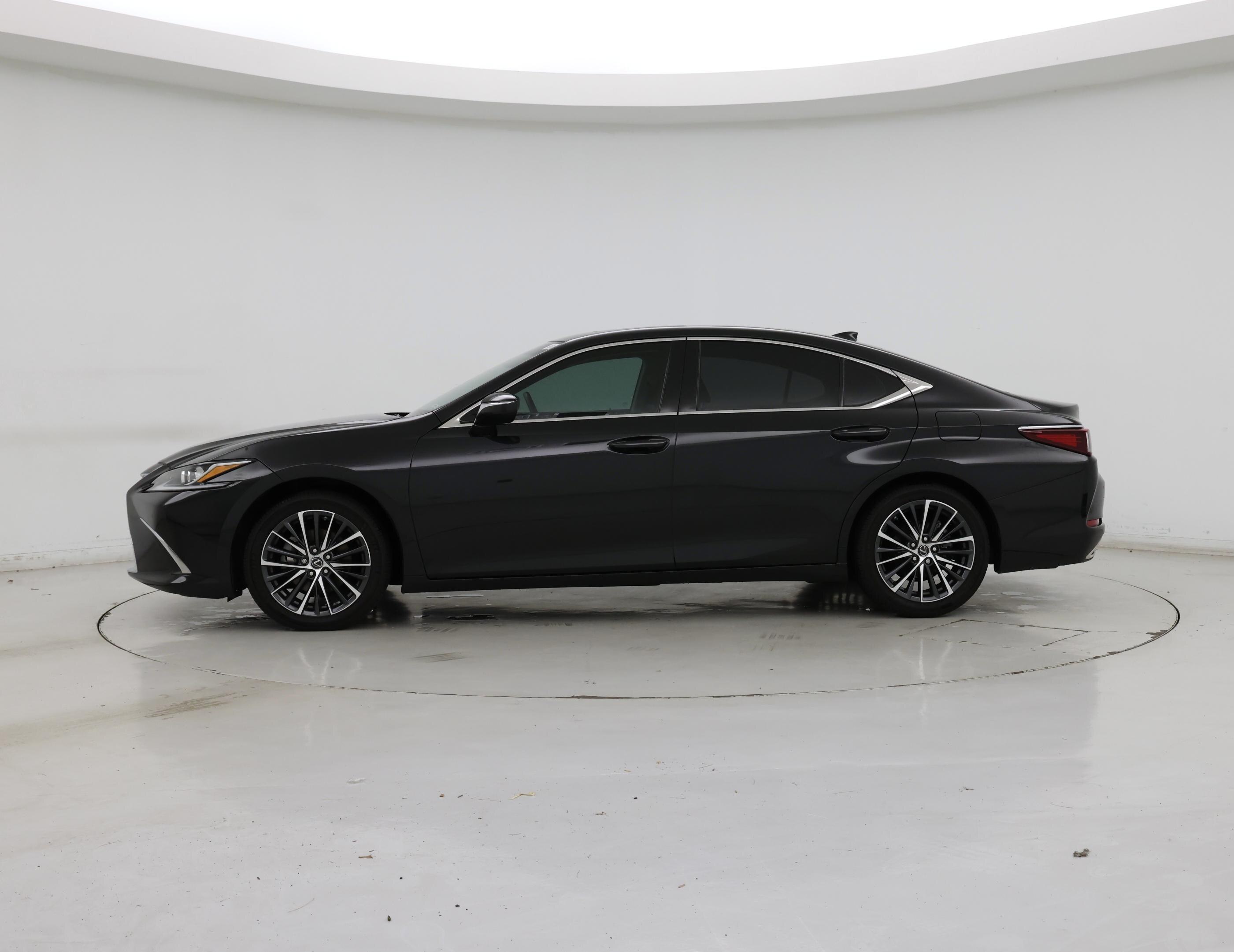 Thumbnail: 2023 Lexus ES - 3