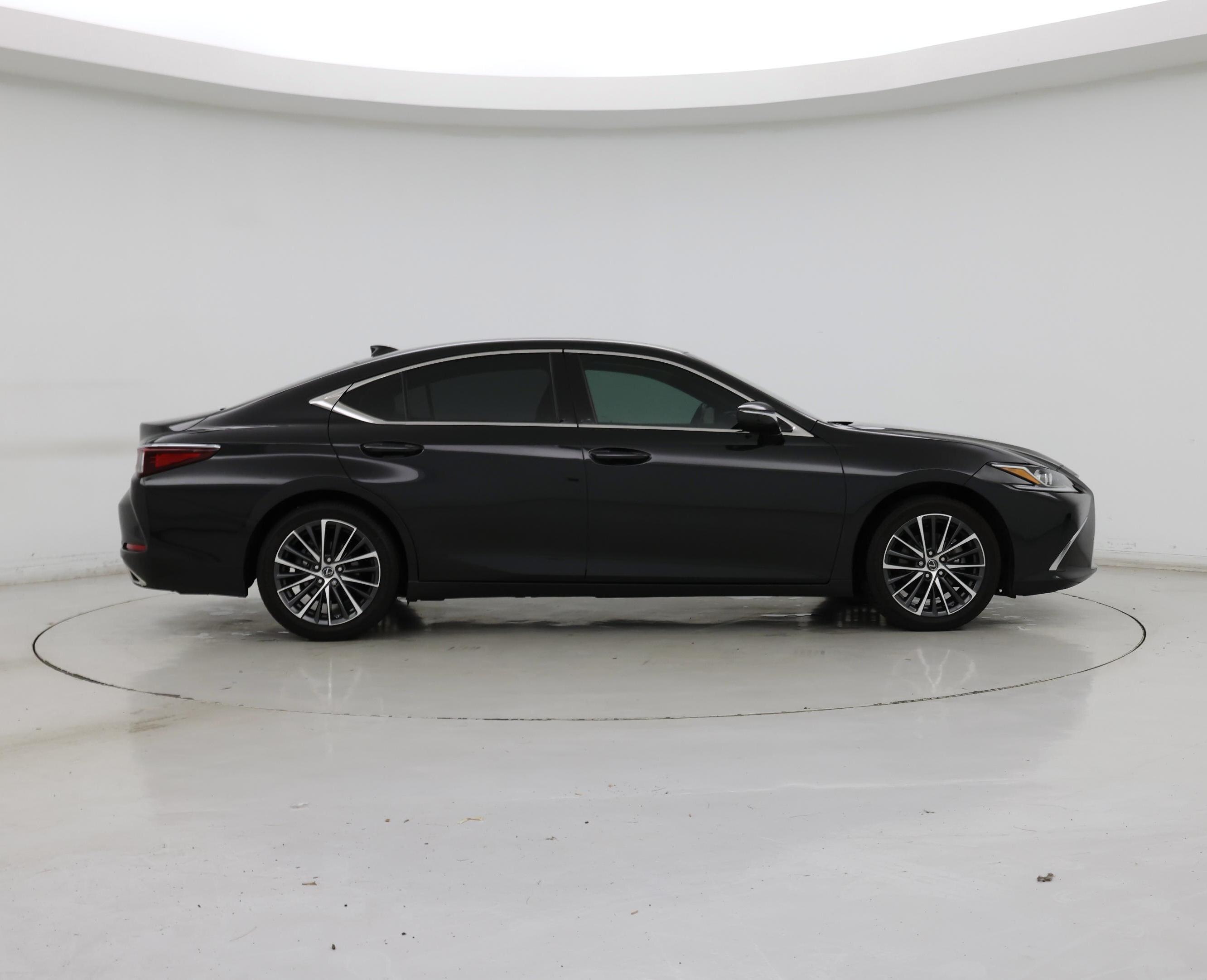 Thumbnail: 2023 Lexus ES - 7