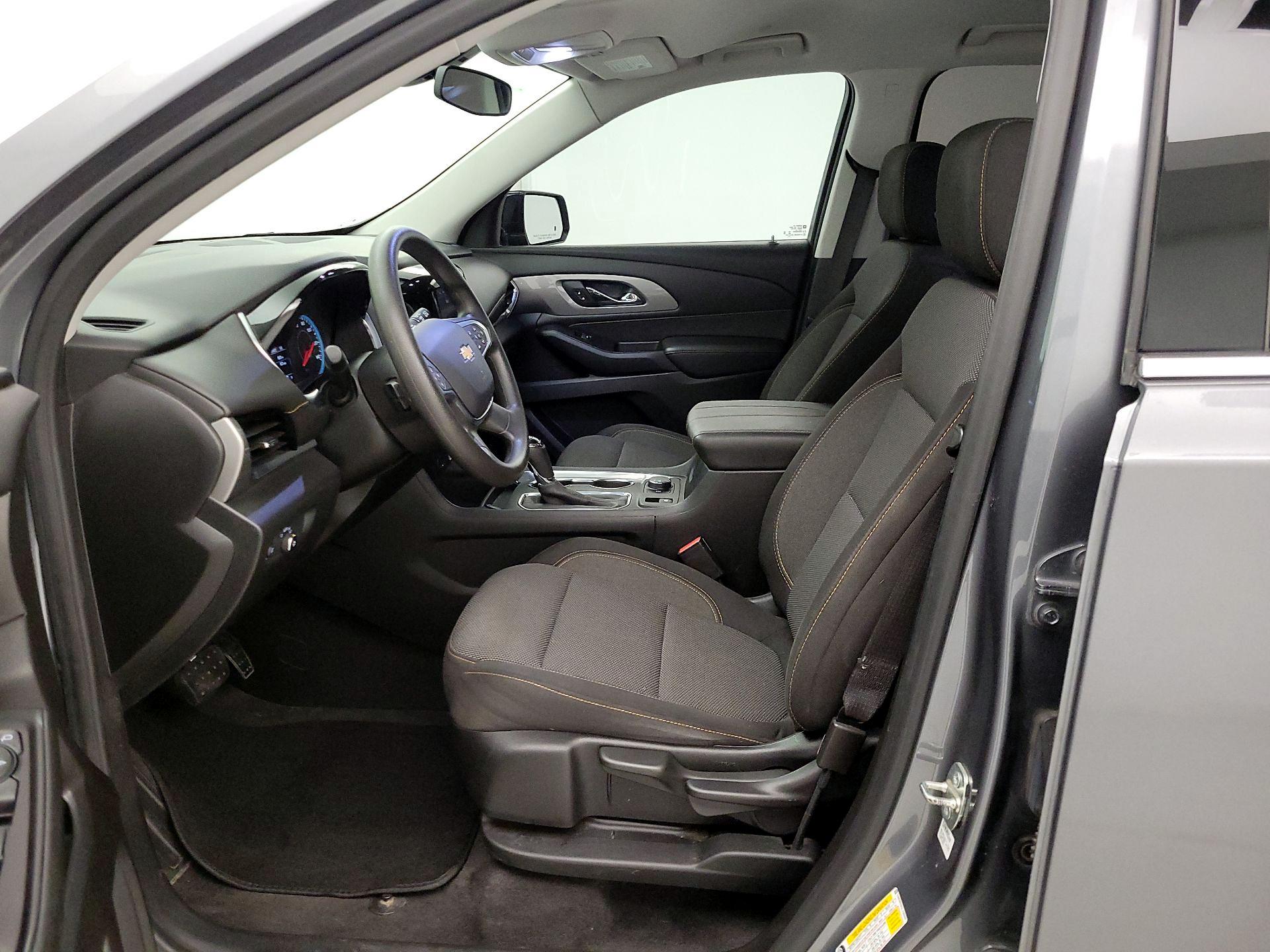 Thumbnail: 2020 Chevrolet Traverse - 11