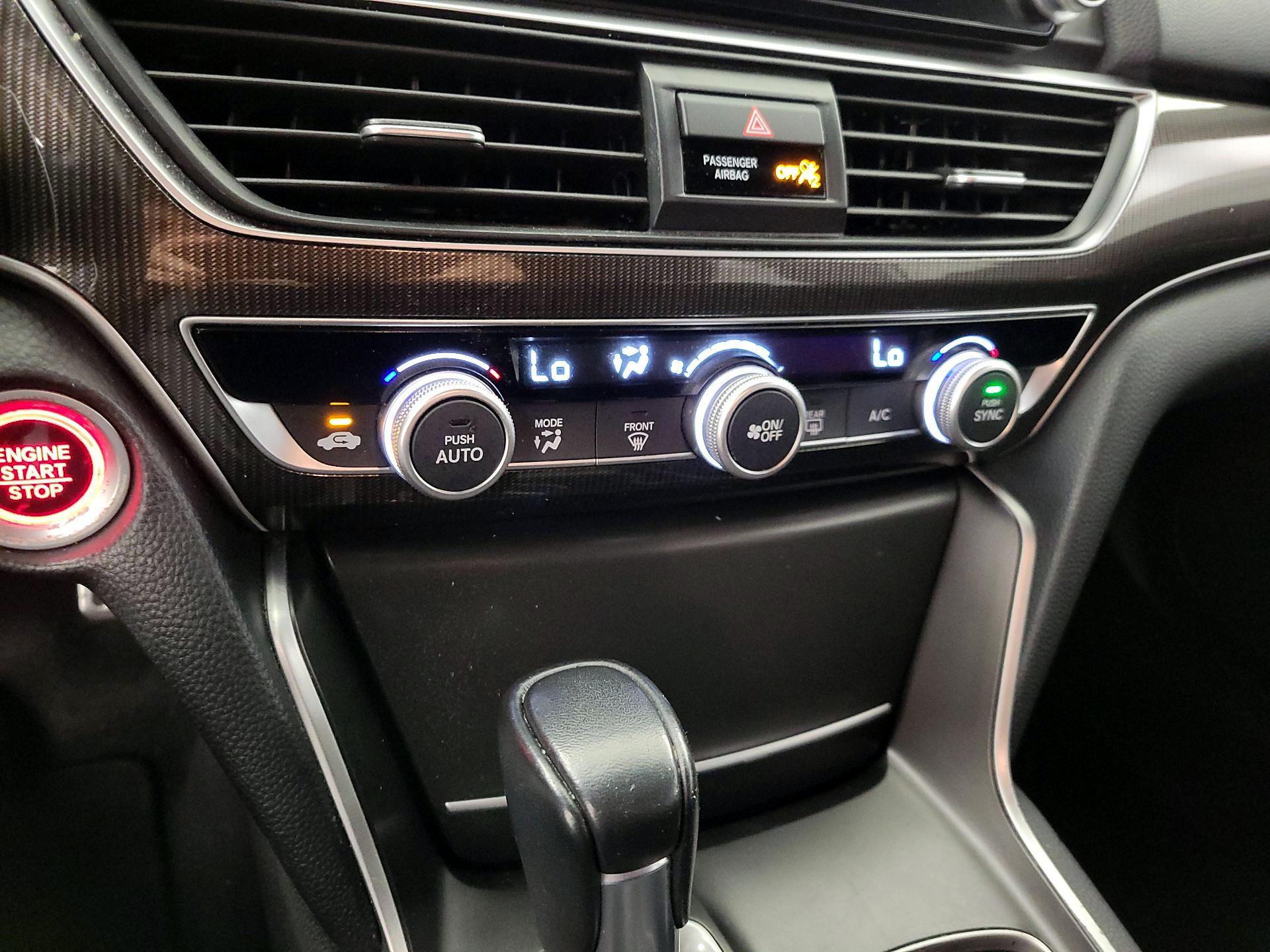 Thumbnail: 2018 Honda Accord - 16