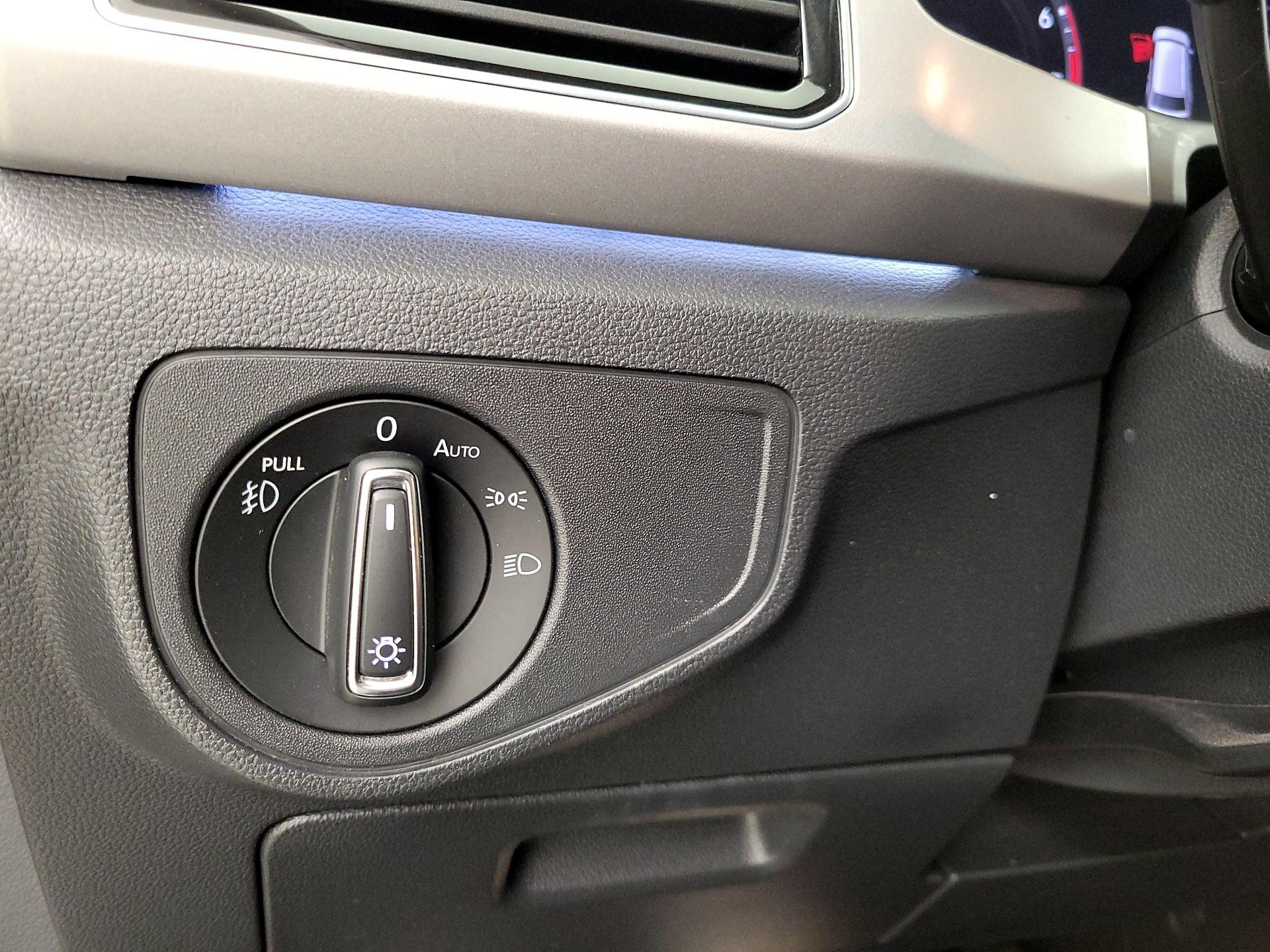 Thumbnail: 2019 Volkswagen Atlas - 13