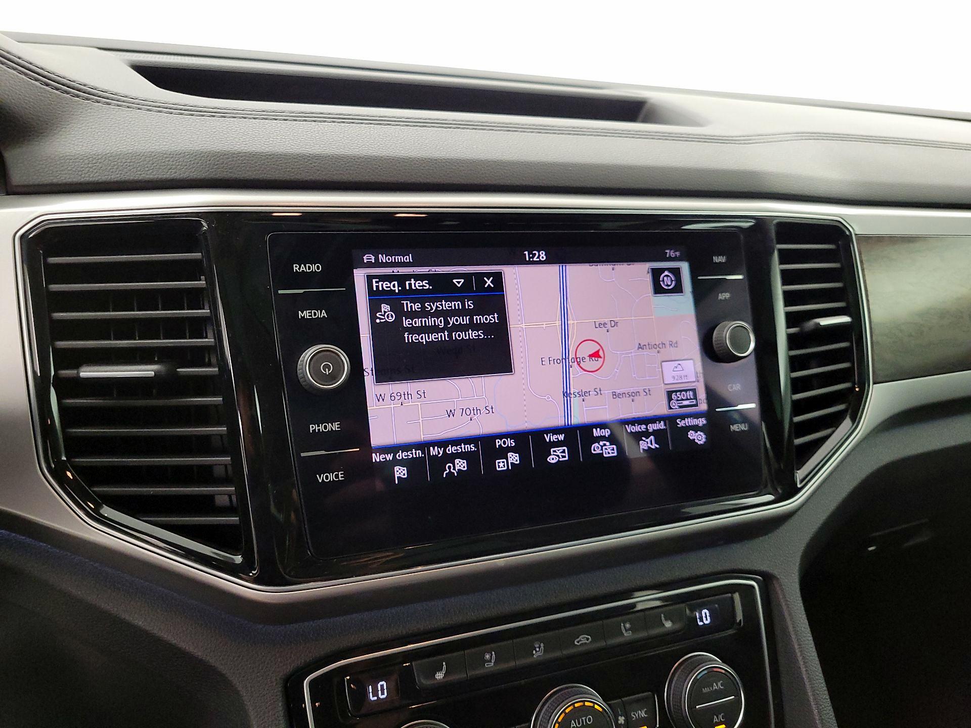 Thumbnail: 2019 Volkswagen Atlas - 14