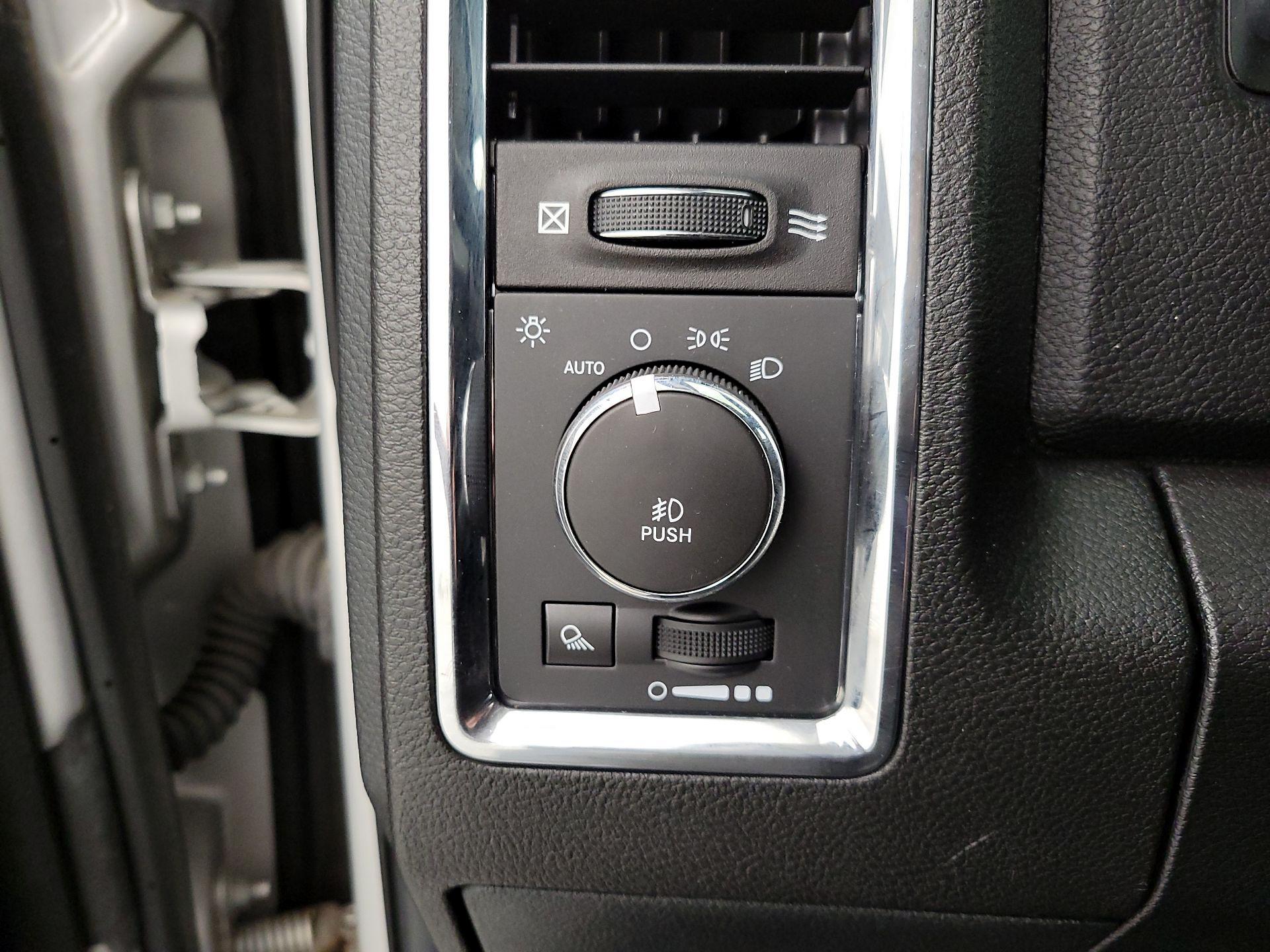 Thumbnail: 2014 RAM 1500 - 13