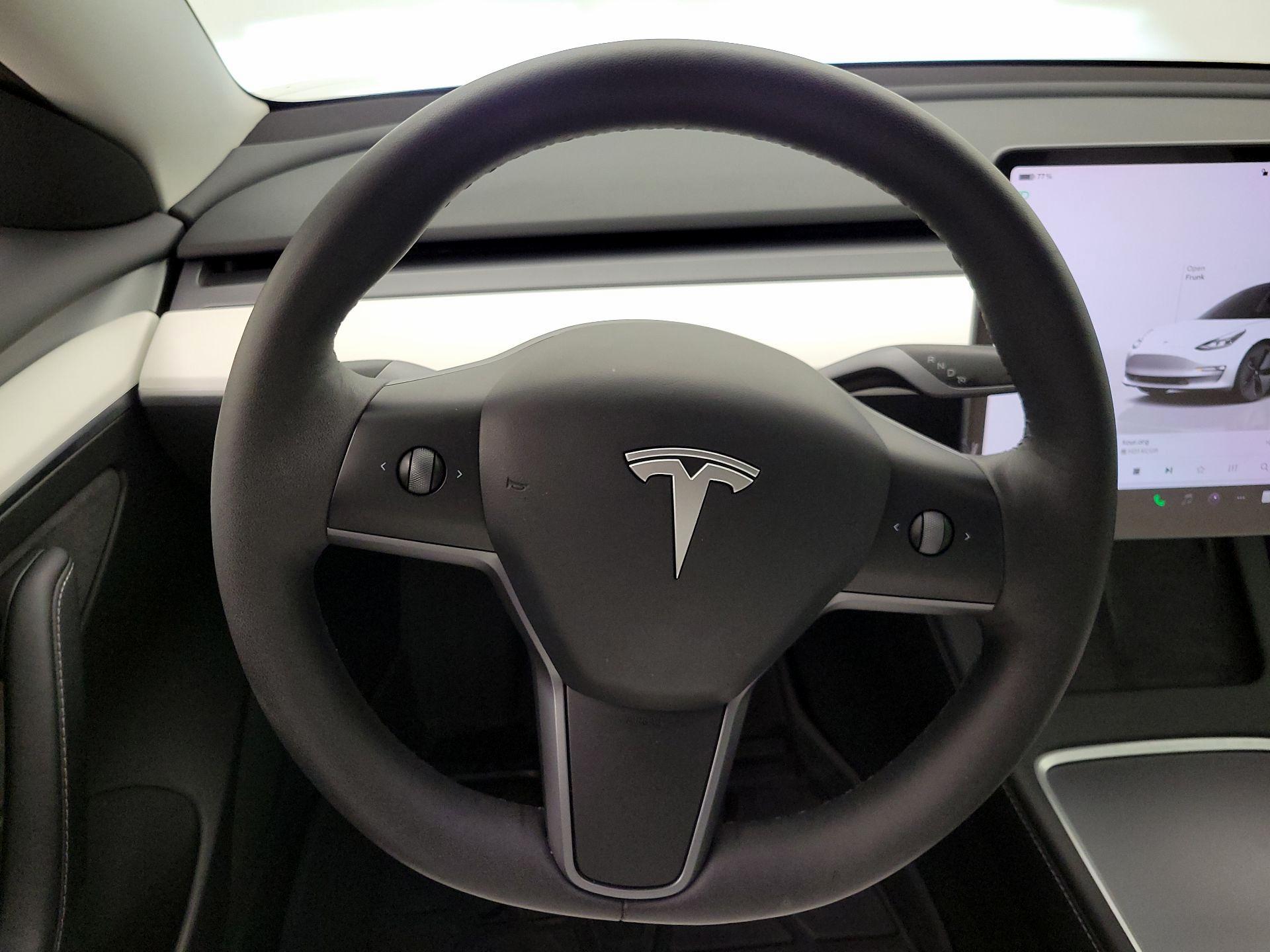 Thumbnail: 2023 Tesla Model 3 - 10