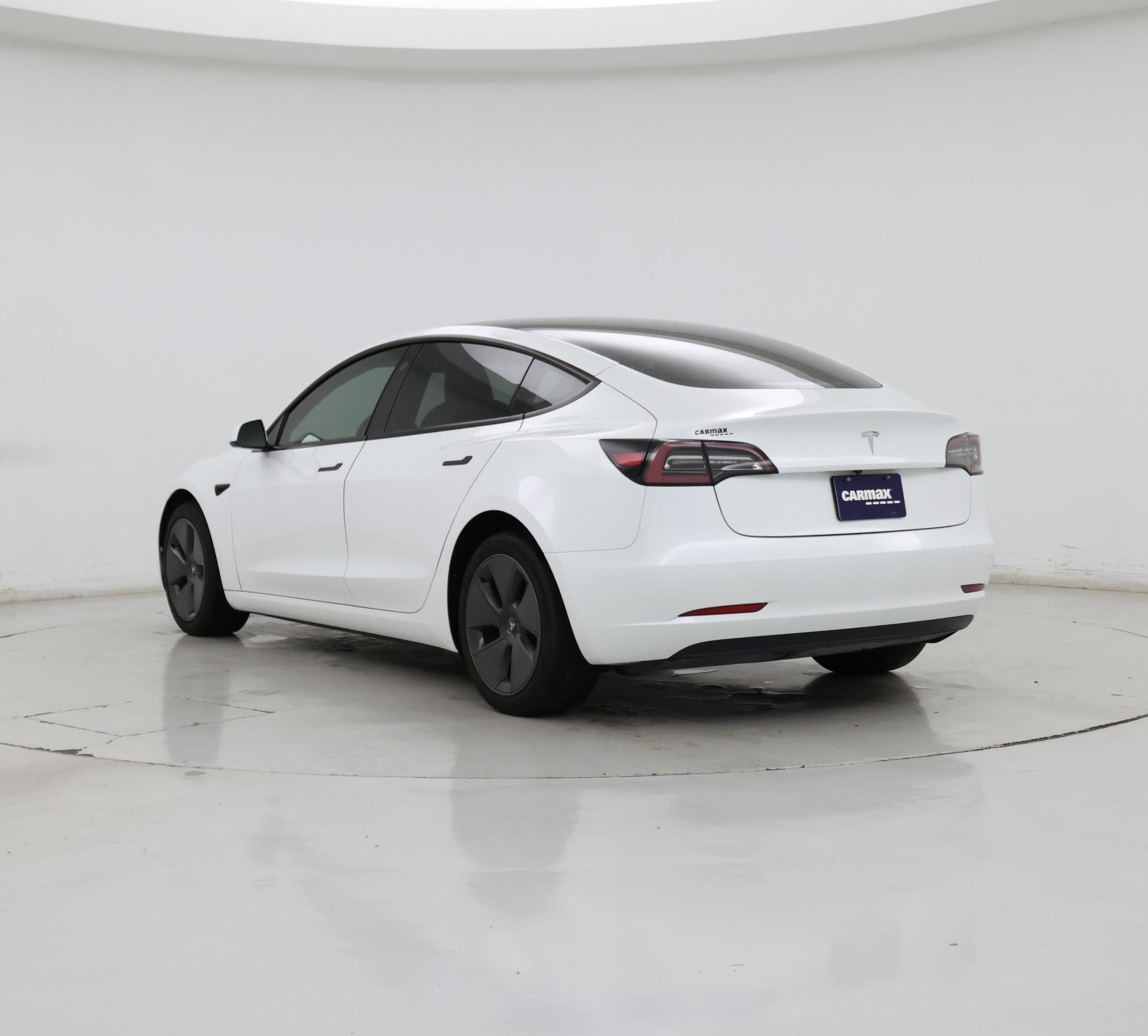 Thumbnail: 2023 Tesla Model 3 - 2