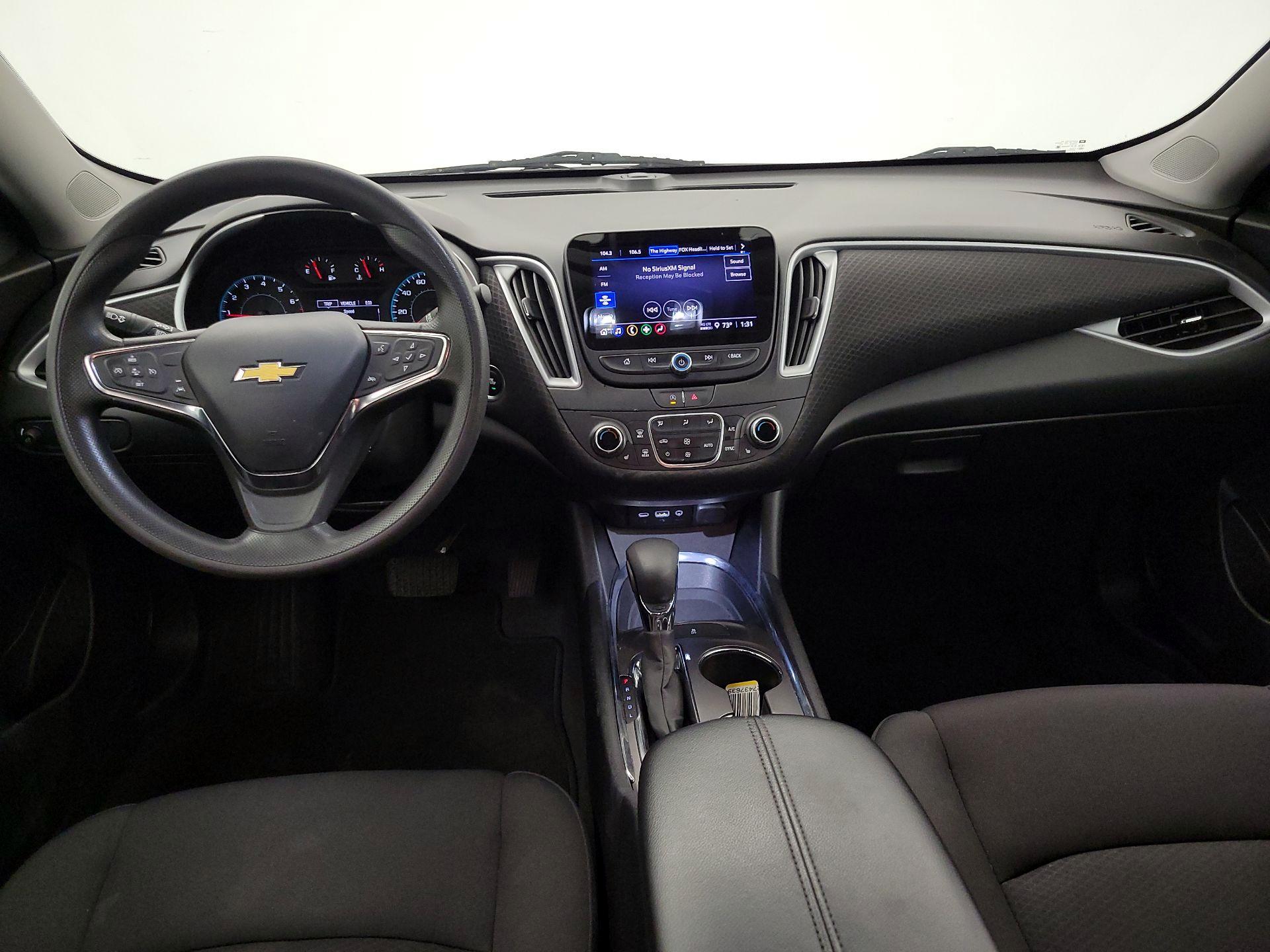 Thumbnail: 2023 Chevrolet Malibu - 9