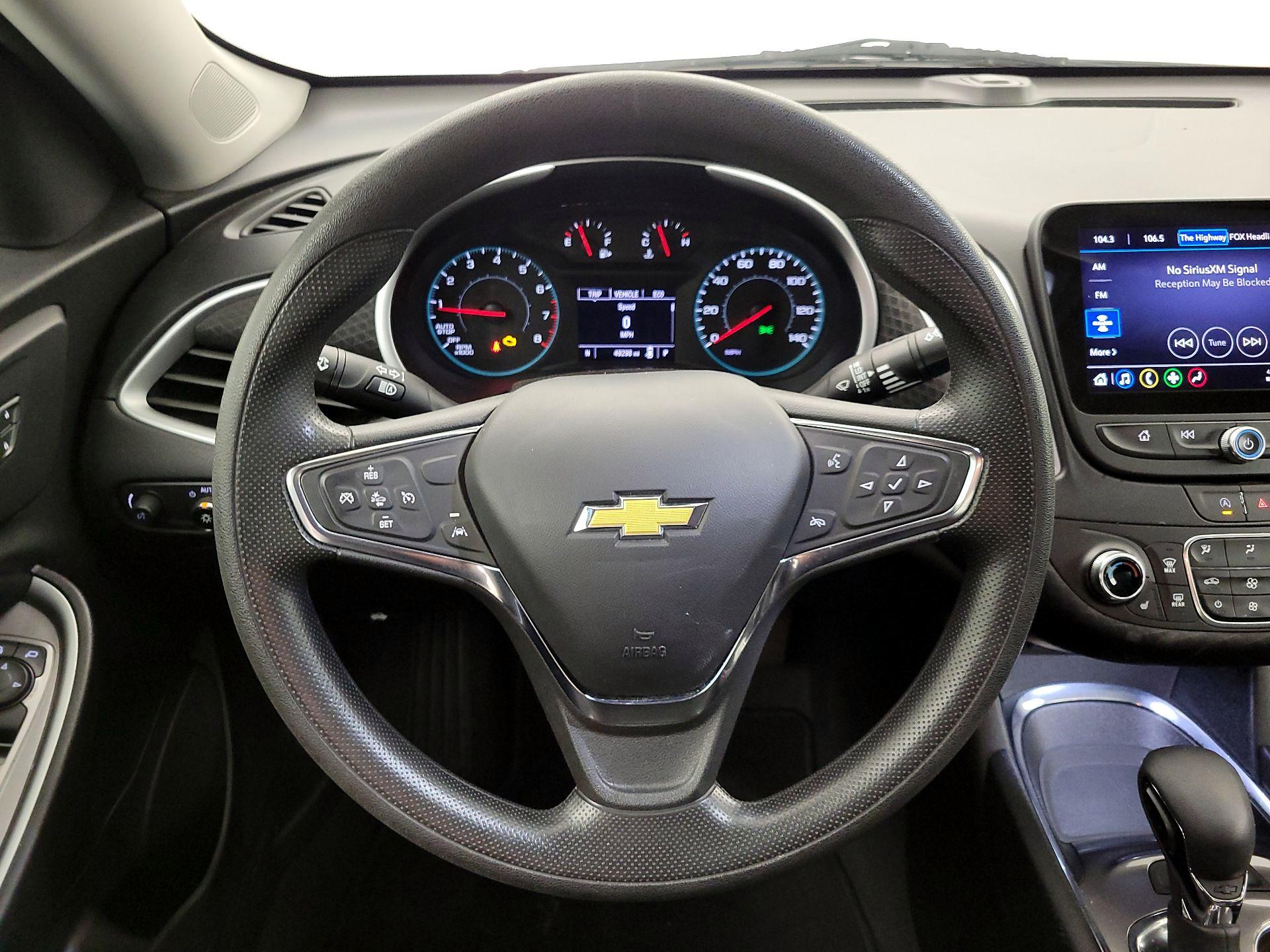 Thumbnail: 2023 Chevrolet Malibu - 10