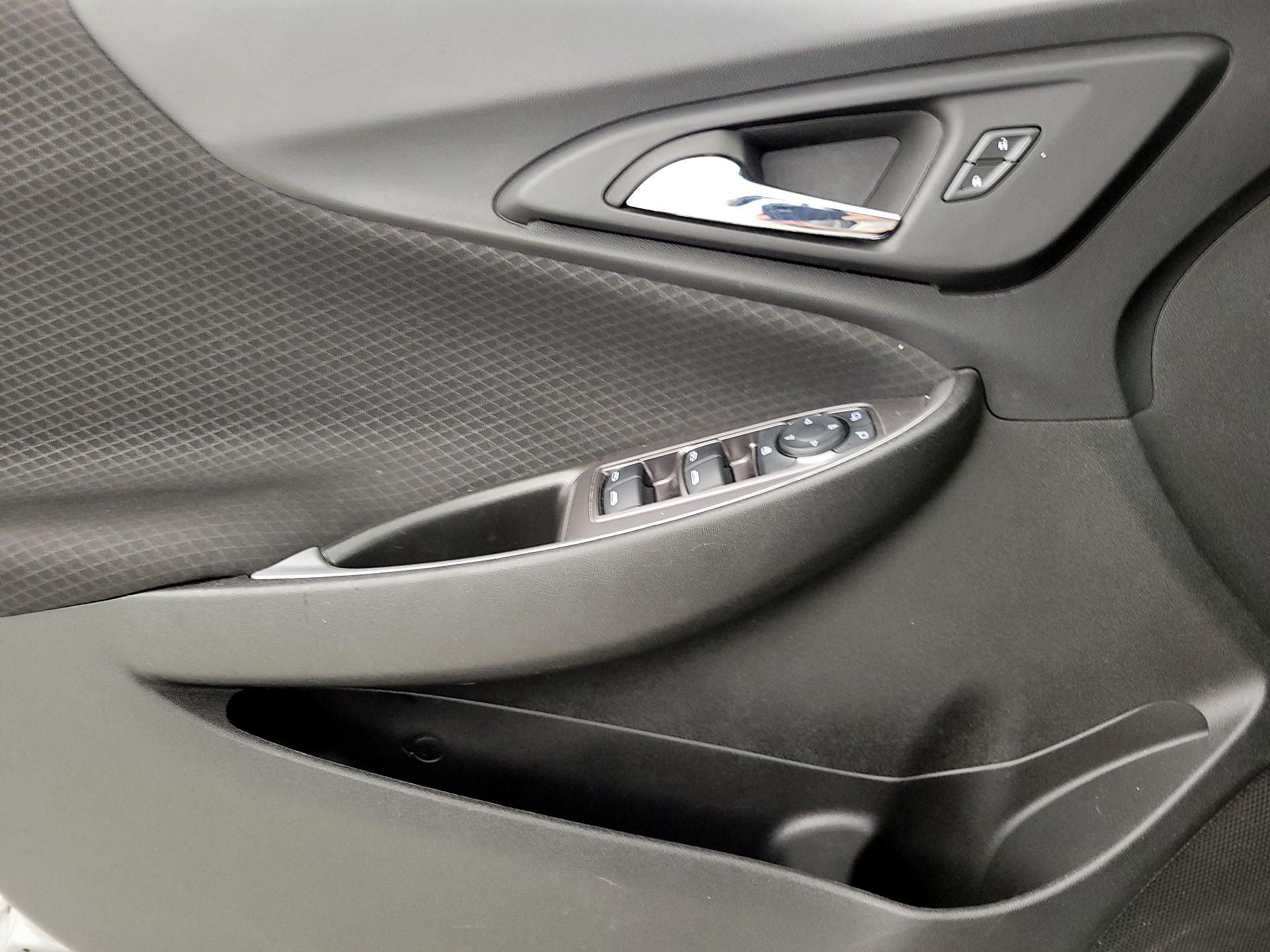 Thumbnail: 2023 Chevrolet Malibu - 12