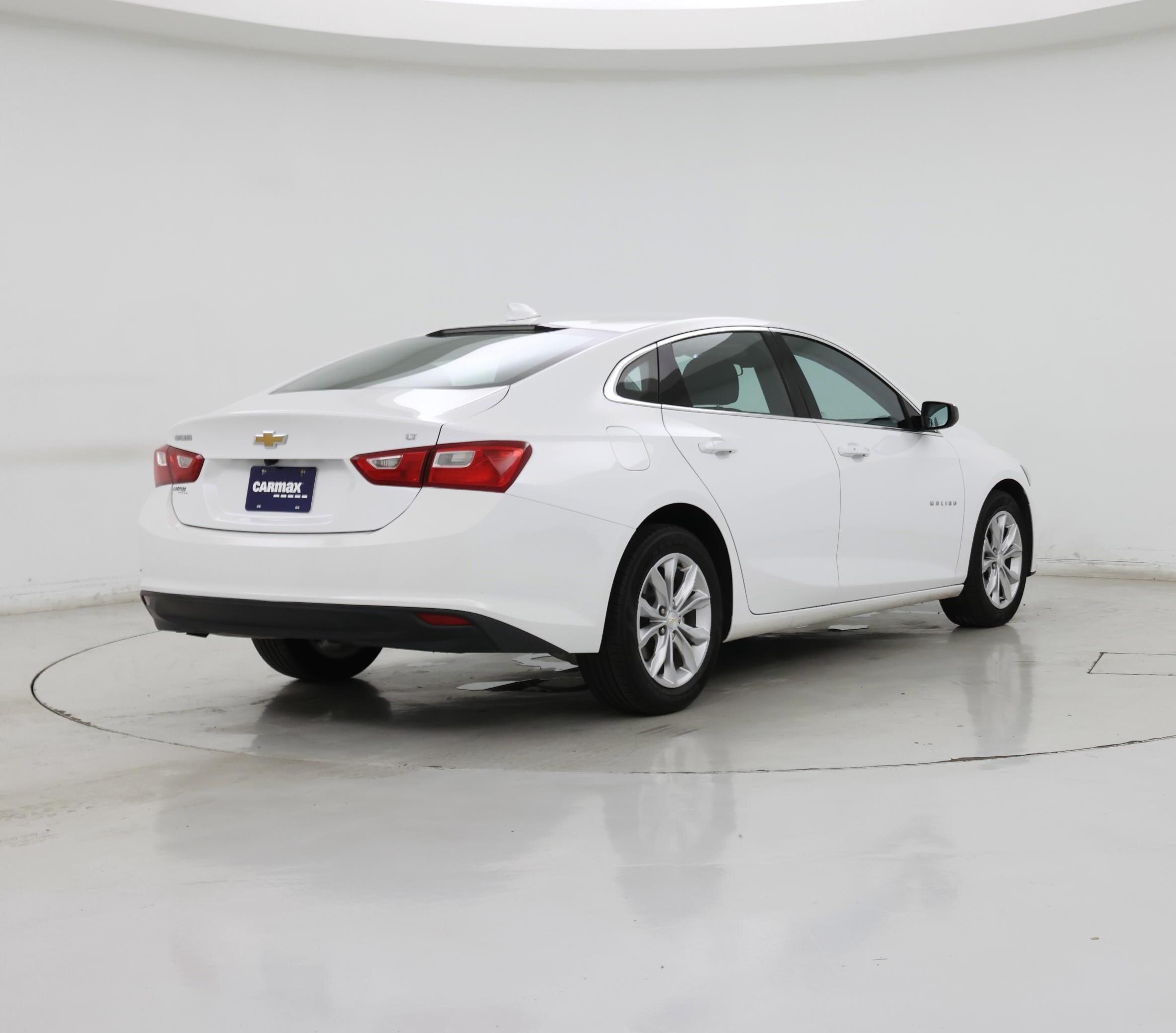 Thumbnail: 2023 Chevrolet Malibu - 8