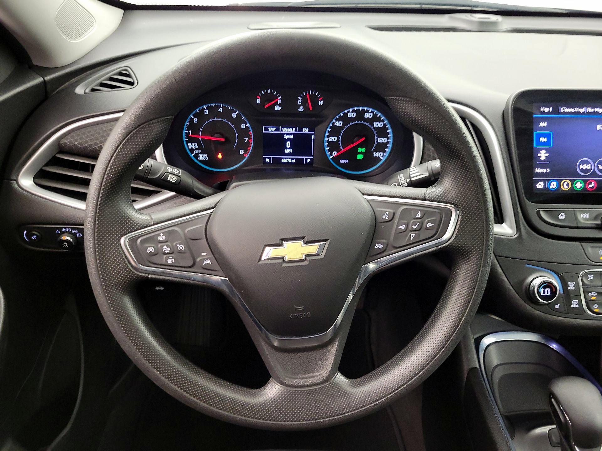 Thumbnail: 2023 Chevrolet Malibu - 10